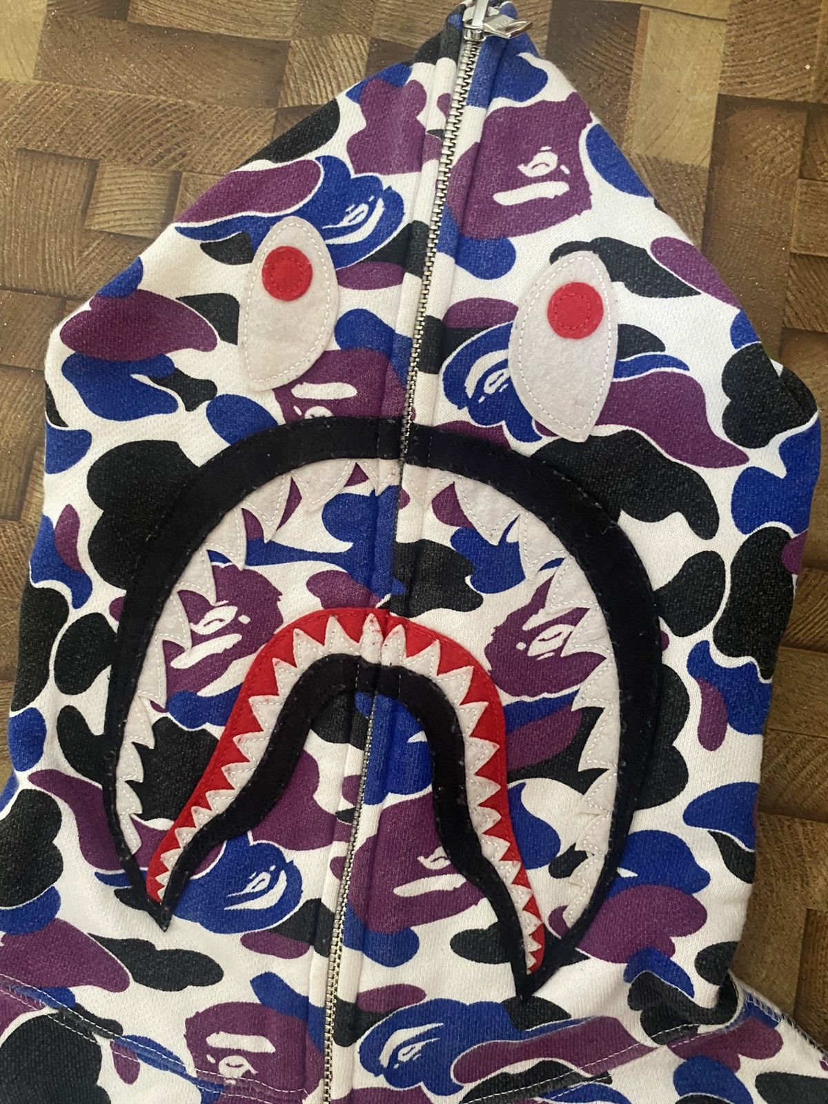 Bape Bape shark Hongkong Camo Size S / US 4 / IT 40 - 2 Thumbnail