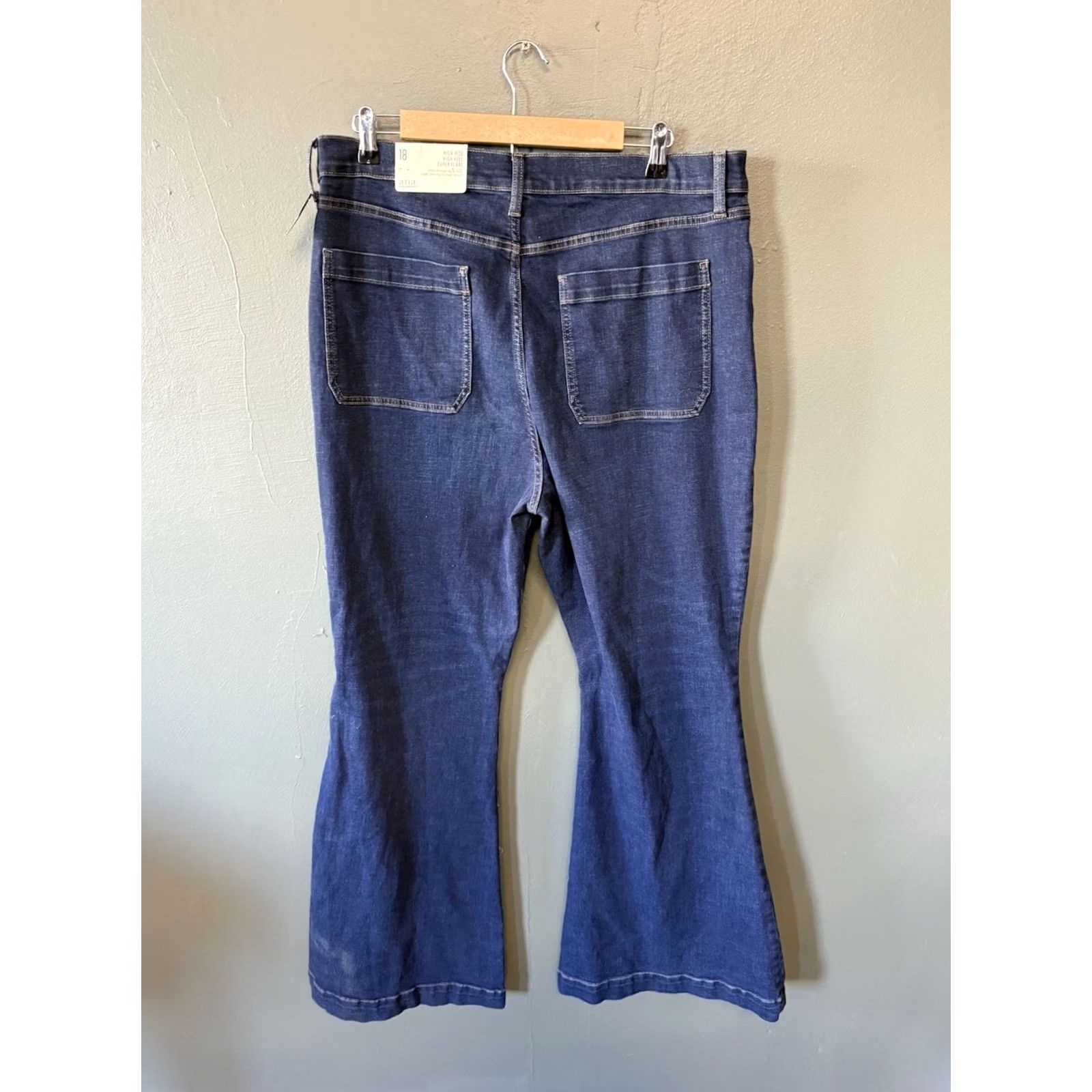 Vintage A.N.A Womens Jeans Blue Denim High Rise Super Flare Size 18 NWT Size 28" / US 6 / IT 42 - 2 Thumbnail