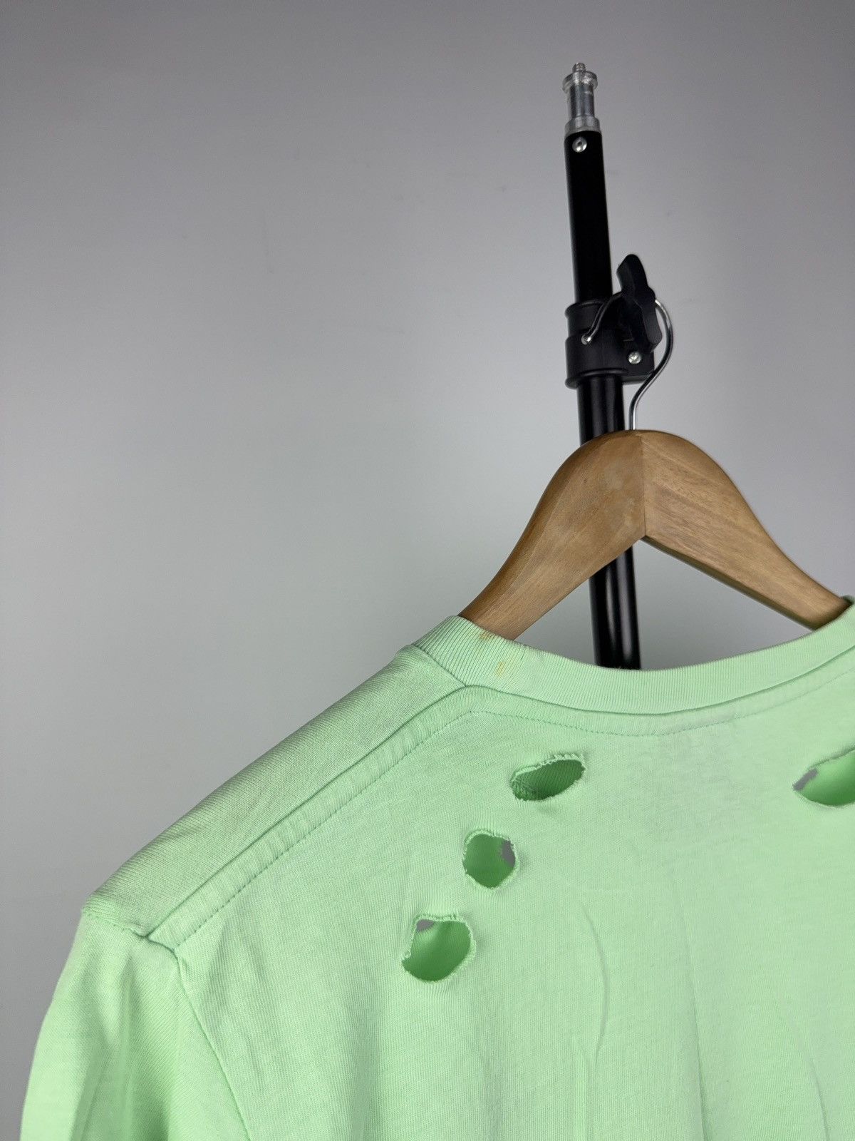 Nike 00s Distressed Nike Green Bleached Tee Y2K Destroyed Look Size US M / EU 48-50 / 2 - 10 Thumbnail