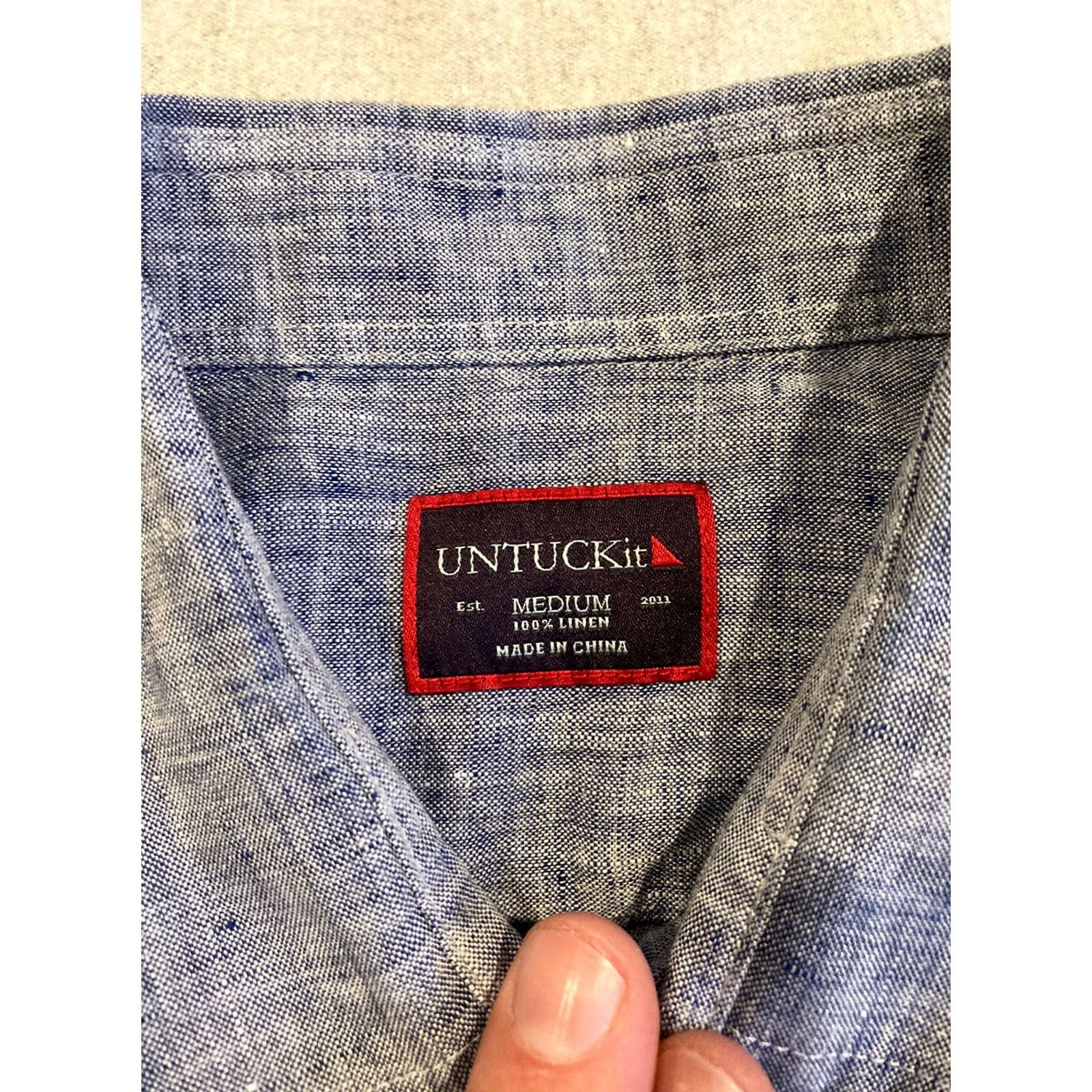 UNTUCKit UNTUCKit Shirt Blue Linen Wrinkle Free Long Sleeve Medium Regular Casual Men’s Button-Down collared Shirt Size US M / EU 48-50 / 2 - 2 Thumbnail