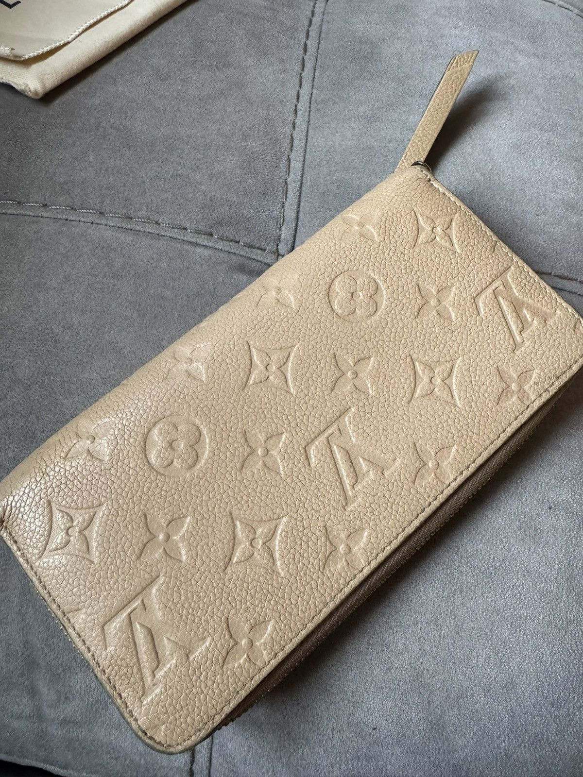 Louis Vuitton LOUIS VUITTON zip wallet purse pouch study all photos & desc Size ONE SIZE - 2 Thumbnail