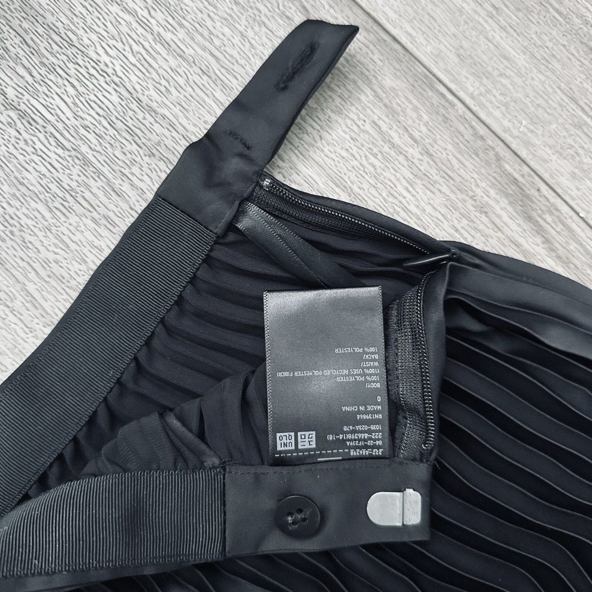 Jil Sander × Uniqlo Uniqlo +J Pleated Wrap Long Skirt NWOT Size 25" / US 0 / IT 36 - 13 Thumbnail