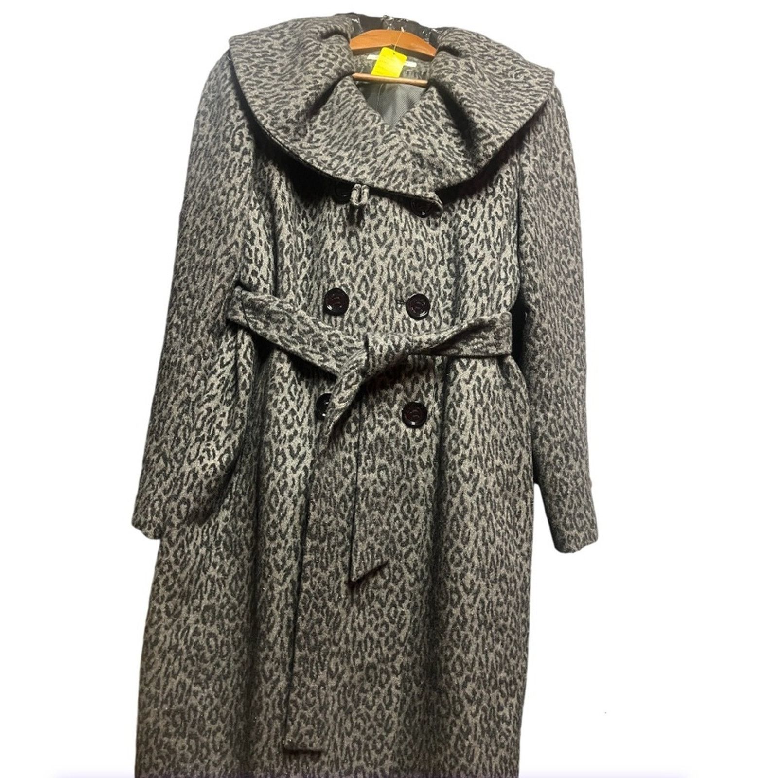 Calvin Klein Stylish Calvin Klein Gray Leopard Print Women's Coat, Medium Size M / US 6-8 / IT 42-44 - 3 Thumbnail