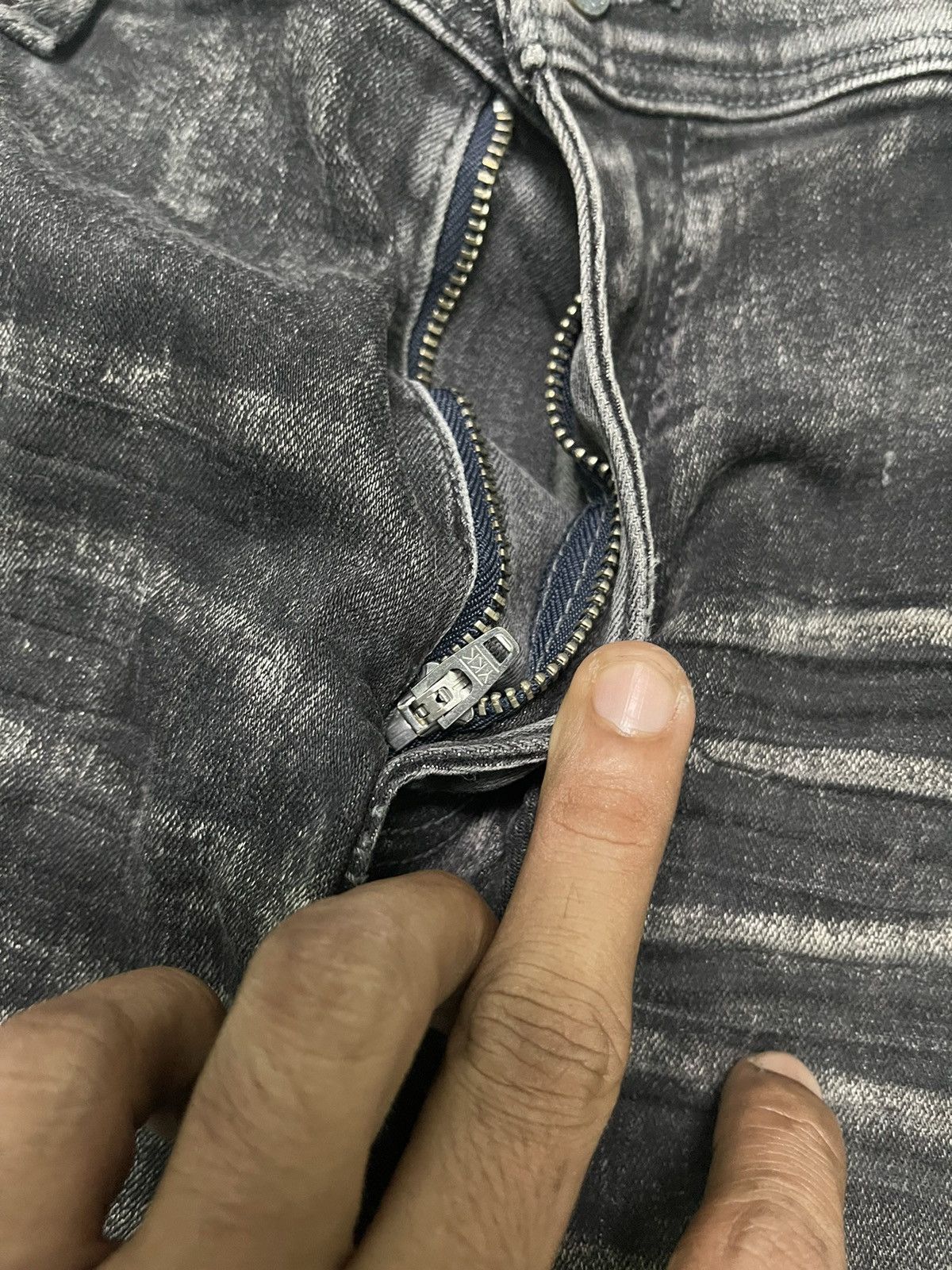 Japanese Brand 2000s DIOR INSPIRED SOFT DENIM STRETCHABLE BRAND DURANTE Size US 32 / EU 48 - 9 Thumbnail