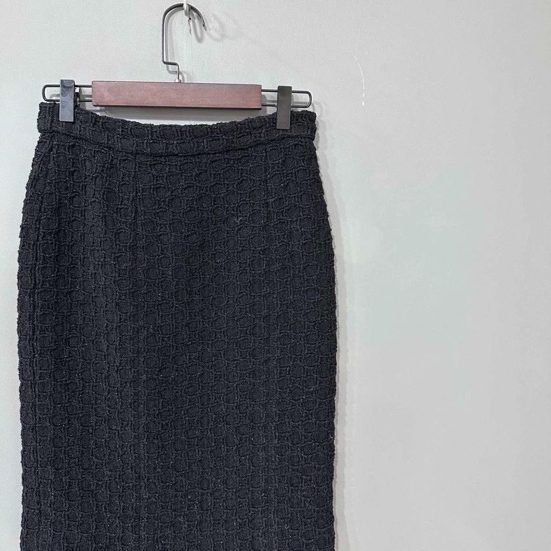 Chanel Chanel New black braided skirt 2504-Nextarrow Size 42" / US 20 - 2 Thumbnail