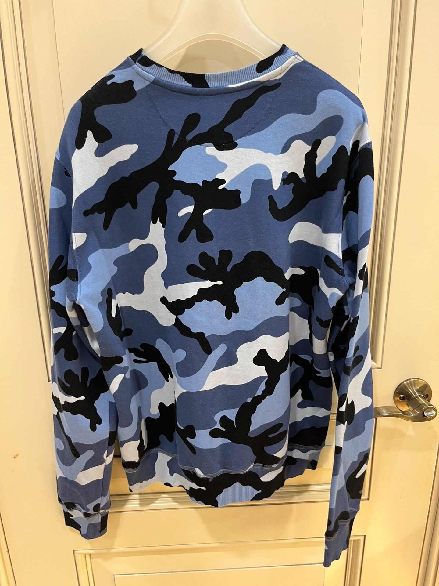 Valentino Valentino Blue Camouflage Crewneck Sweater Size US S / EU 44-46 / 1 - 4 Thumbnail