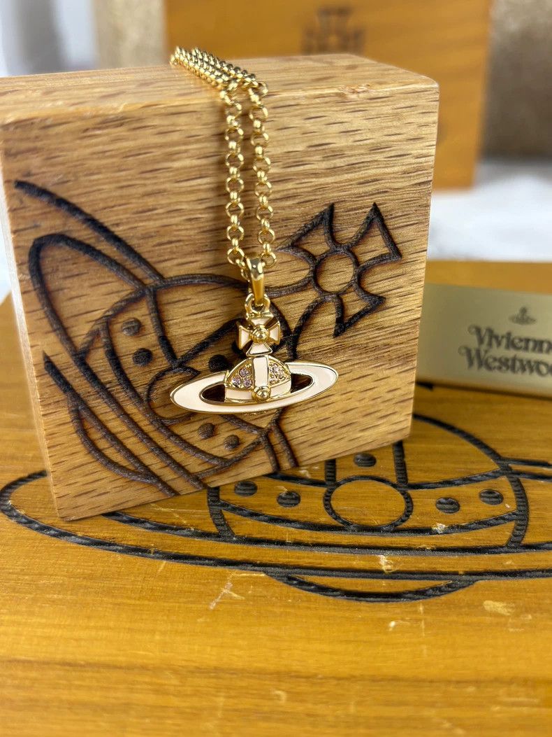Vivienne Westwood Vivienne Westwood The Saturn necklace Size ONE SIZE - 1 Thumbnail