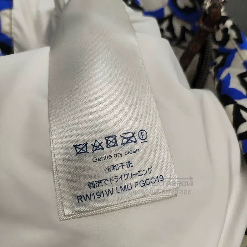 Louis Vuitton Louis Vuitton Polyamide down jacket Size XS / US 0-2 / IT 36-38 - 5 Thumbnail