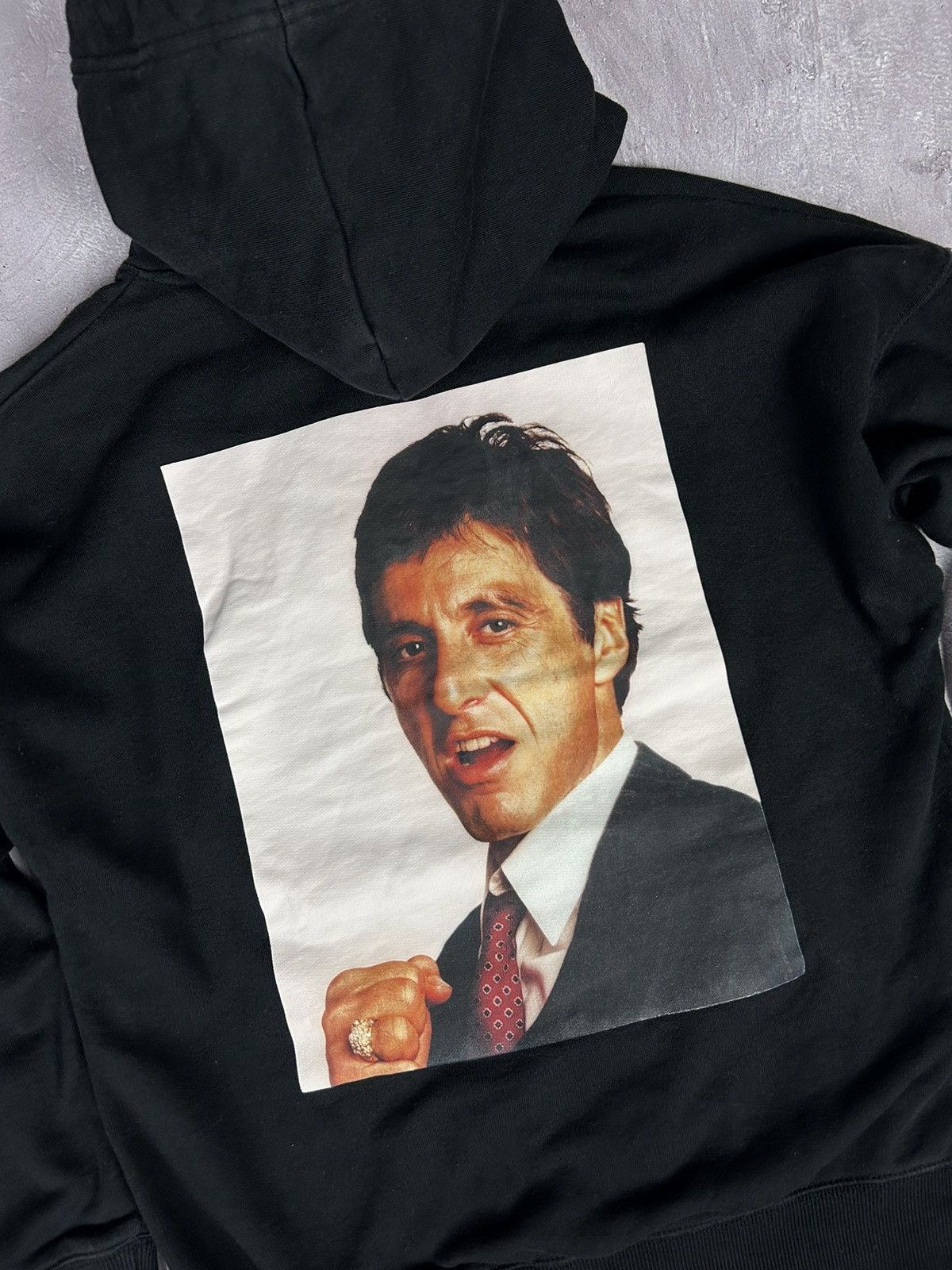 Grailed Scarface x H&M Spellout Back Print Hoodie Jumper S Oversize Size US S / EU 44-46 / 1 - 4 Thumbnail