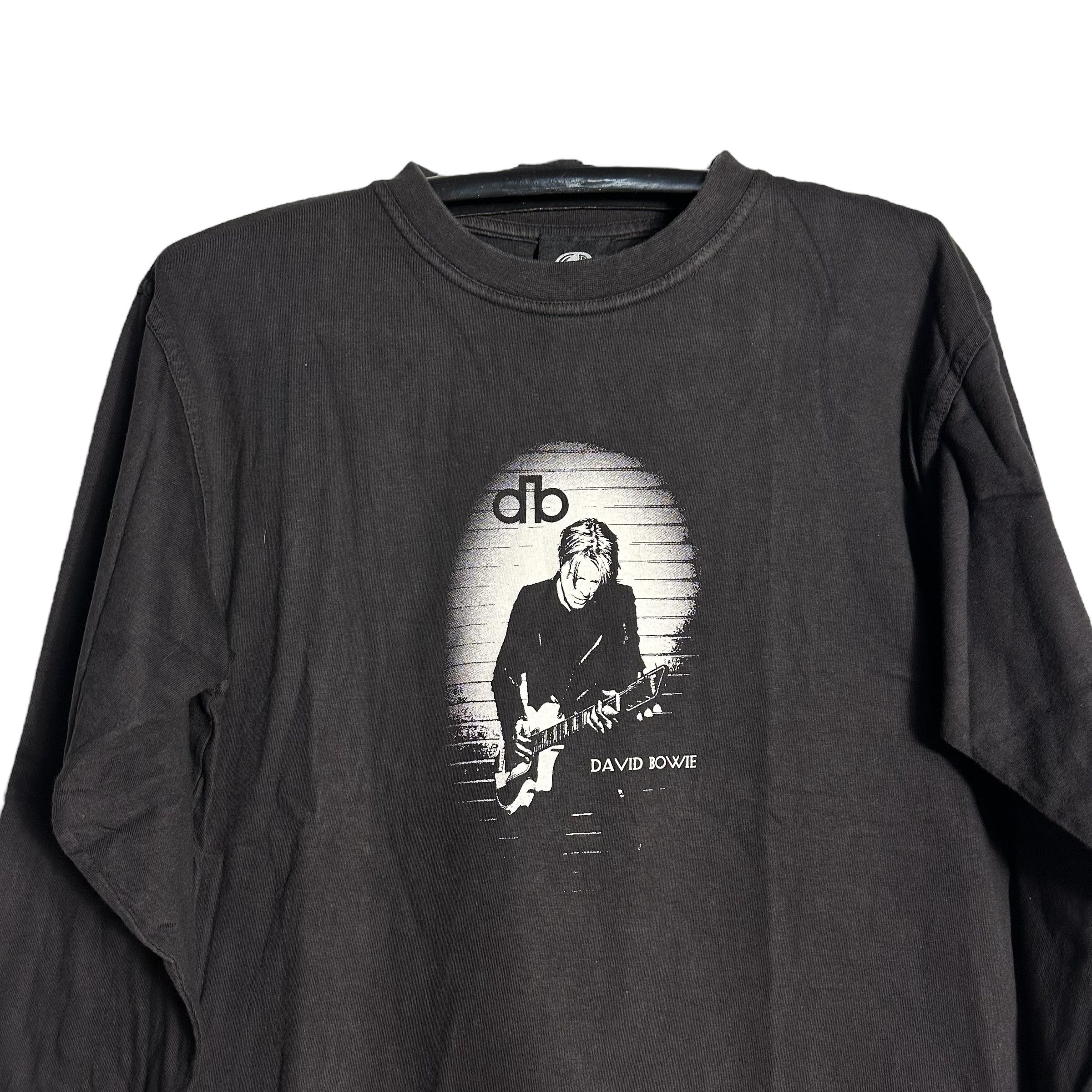 Band Tees 🔥RARE🔥Vintage David Bowie Concert L/Sleeve Band T-shirt Size US M / EU 48-50 / 2 - 2 Thumbnail
