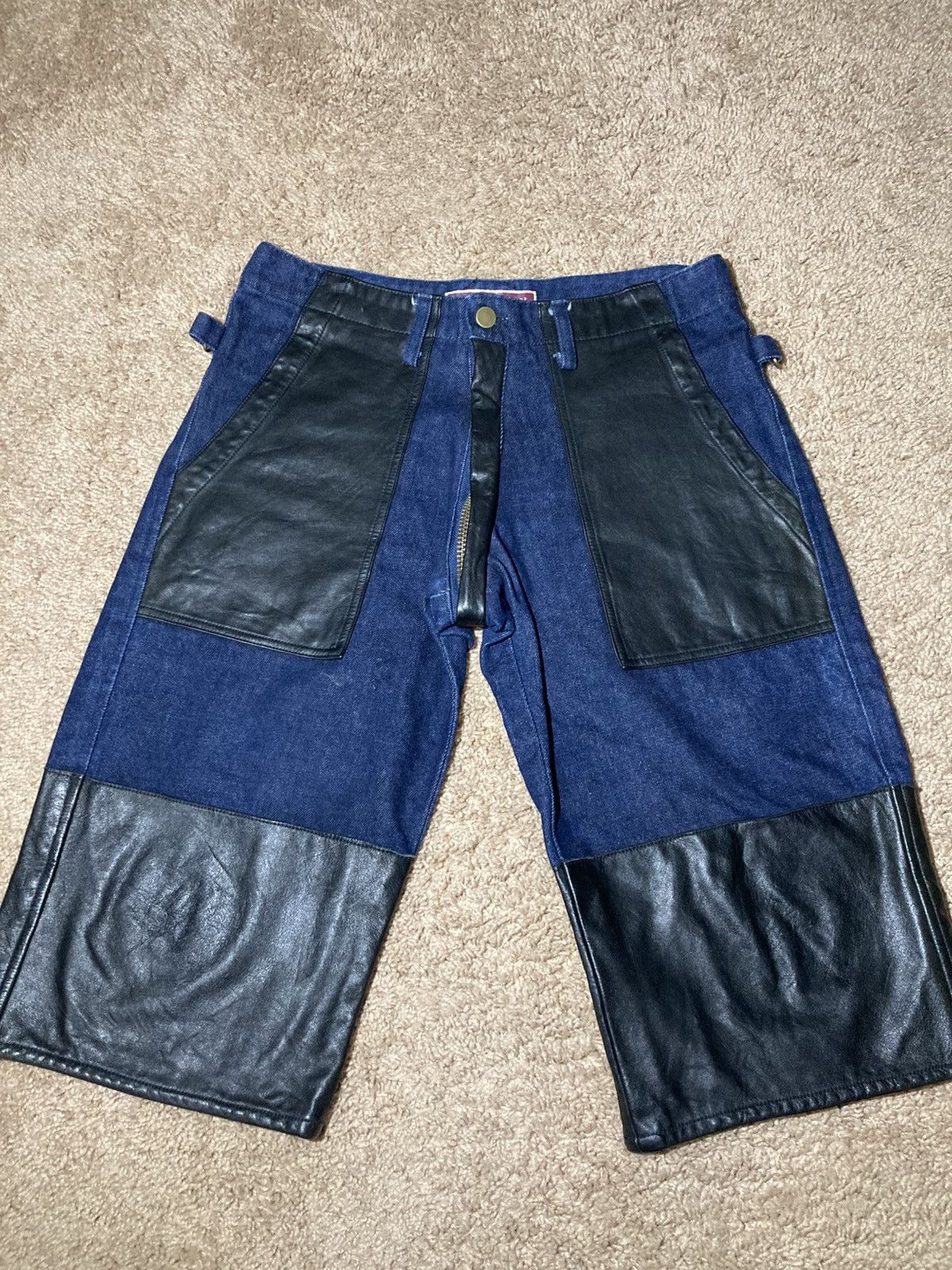 20471120 × Beauty Beast × Japanese Brand AW98 Beauty Beast Dark Knight Leather Denim Patchwork Shorts Size US 32 / EU 48 - 2 Thumbnail