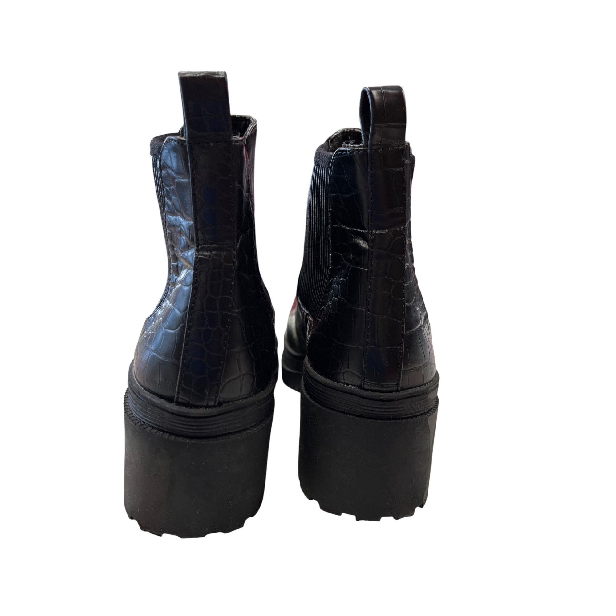 Topshop Topshop Womens Black Croc Embossed Chelsea Boots Sz 7.5 SKU Size US 7.5 / IT 37.5 - 7 Thumbnail