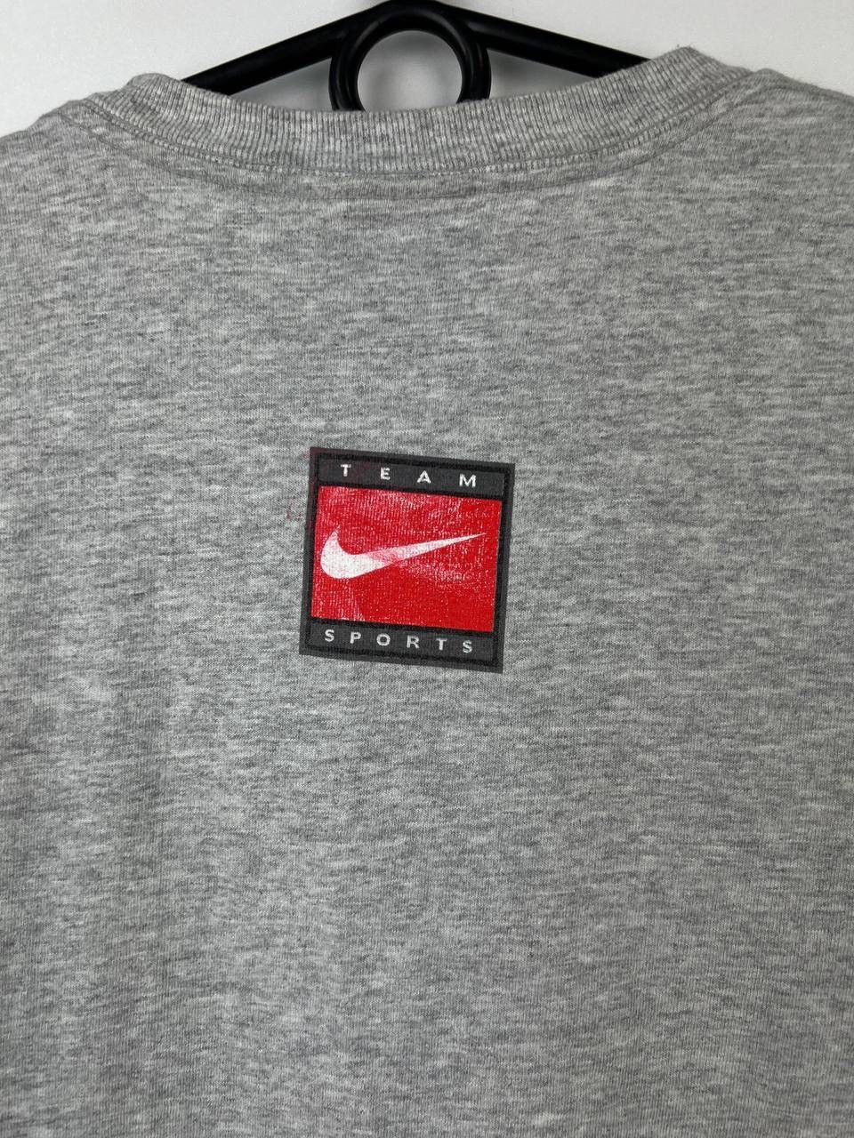 Vintage Nike Miami Hurricanes Football vintage t-shirts wmns size M Size US M / EU 48-50 / 2 - 7 Thumbnail