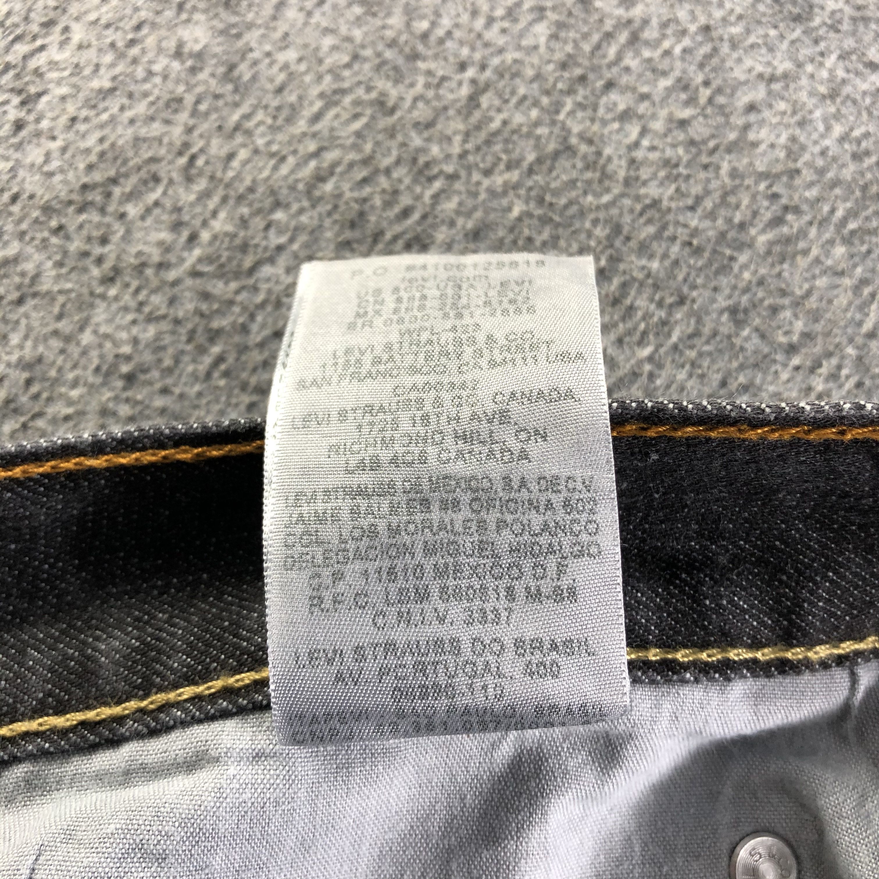 Levi's Vintage Levis 560 Jeans-J4226 Size US 39 - 12 Thumbnail