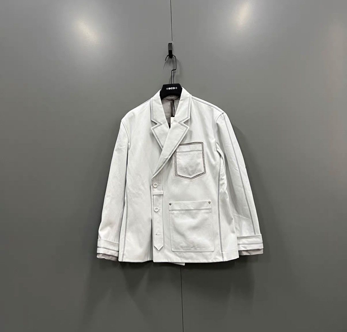 Dior Dior White Striped Lapel Blazer J41 Size US S / EU 44-46 / 1 - 1 Thumbnail