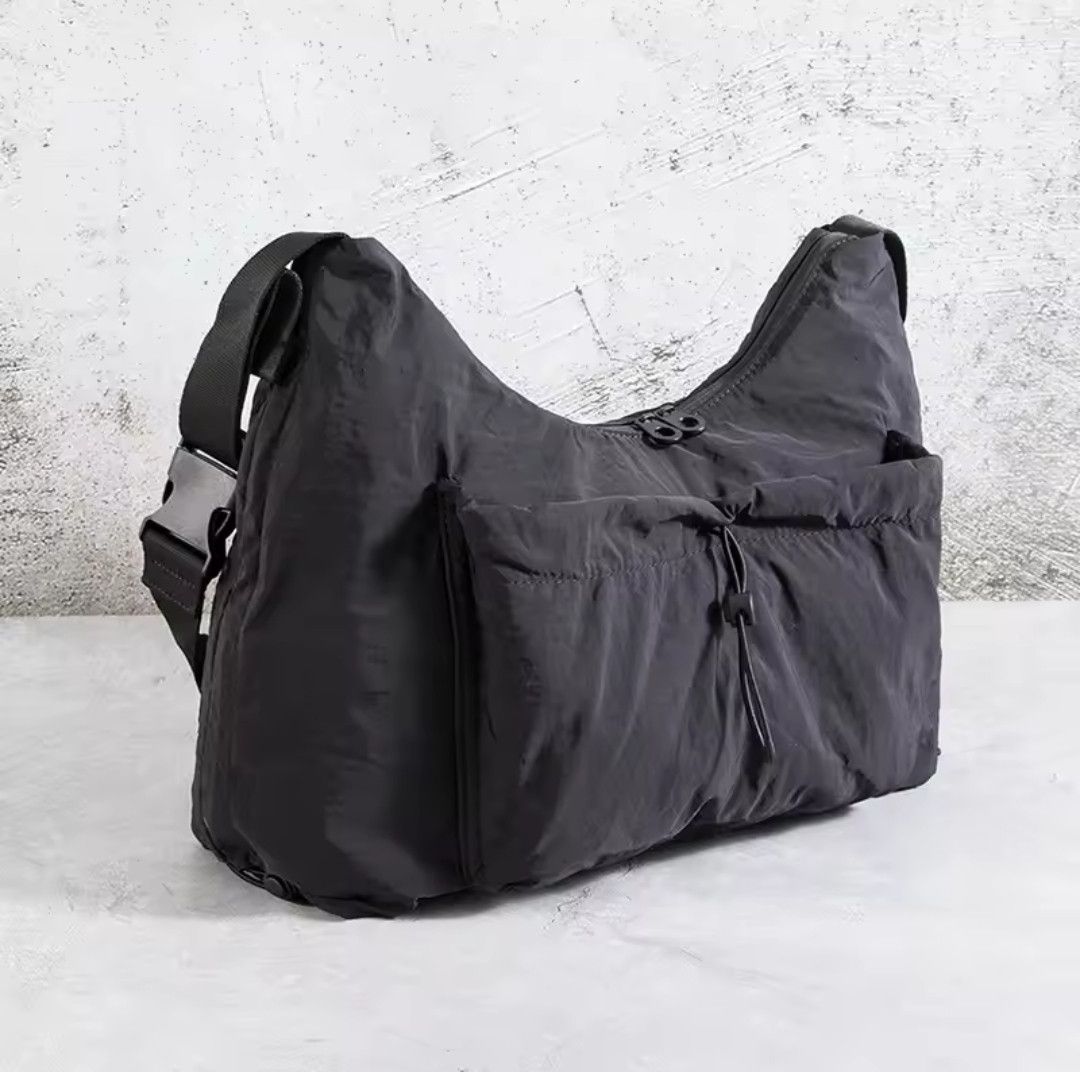 Japanese Brand Japanese Travel Shoulder Bag Streetwear Style Size ONE SIZE - 4 Thumbnail