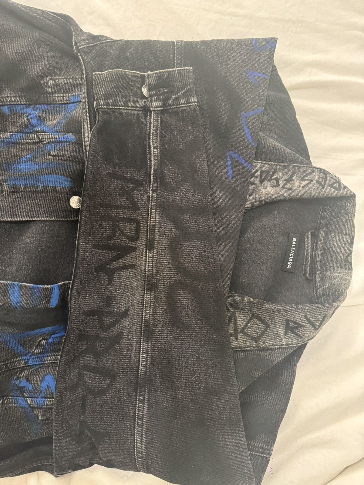 Balenciaga YE24 YEEZY SAMPLE XS RETAIL BALENCIAGA GRAFFITI DENIM JACKET Size US XS / EU 42 / 0 - 6 Thumbnail
