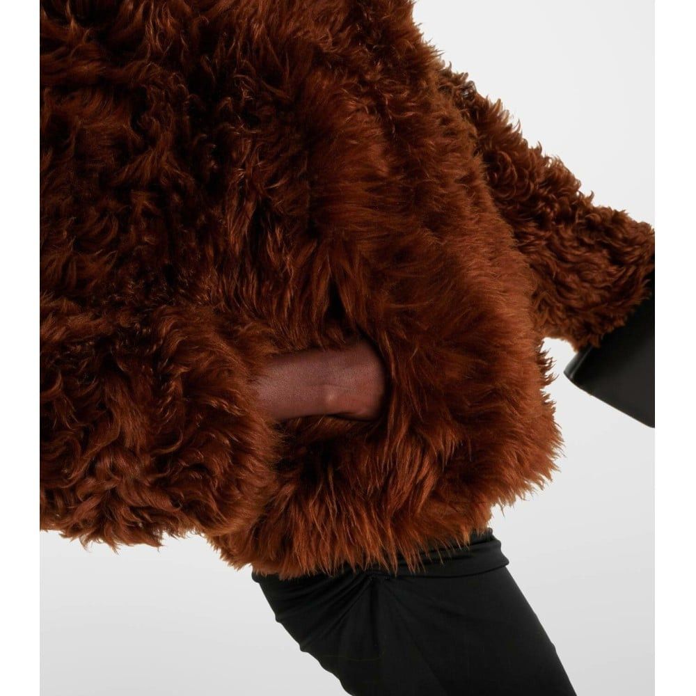 Tom Ford o1loc1c0126 CSF675 Shearling Short Fur Coat in Brown Size XS / US 0-2 / IT 36-38 - 4 Thumbnail