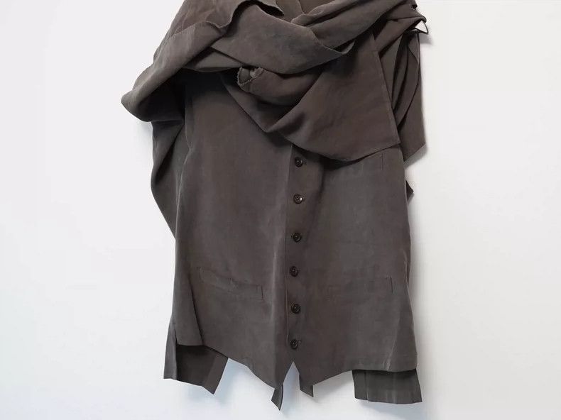 Yohji Yamamoto Yohji Yamamoto 2015 AW-Show Capes Cutout Vest 2505-Nextarro Size US L / EU 52-54 / 3 - 4 Thumbnail