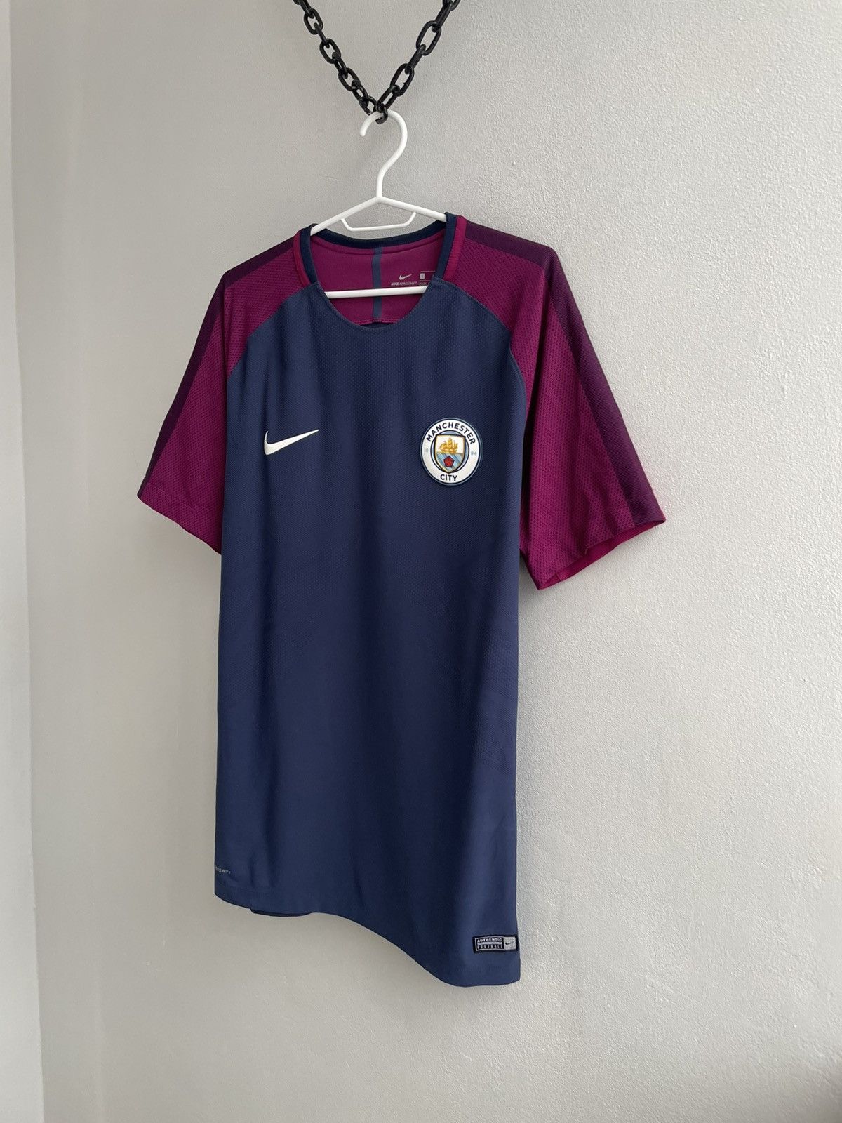 Nike MANCHESTER CITY PLAYER ISSUE 2017 2018 SHIRT JERSEY AEROSWIF Size US L / EU 52-54 / 3 - 2 Thumbnail