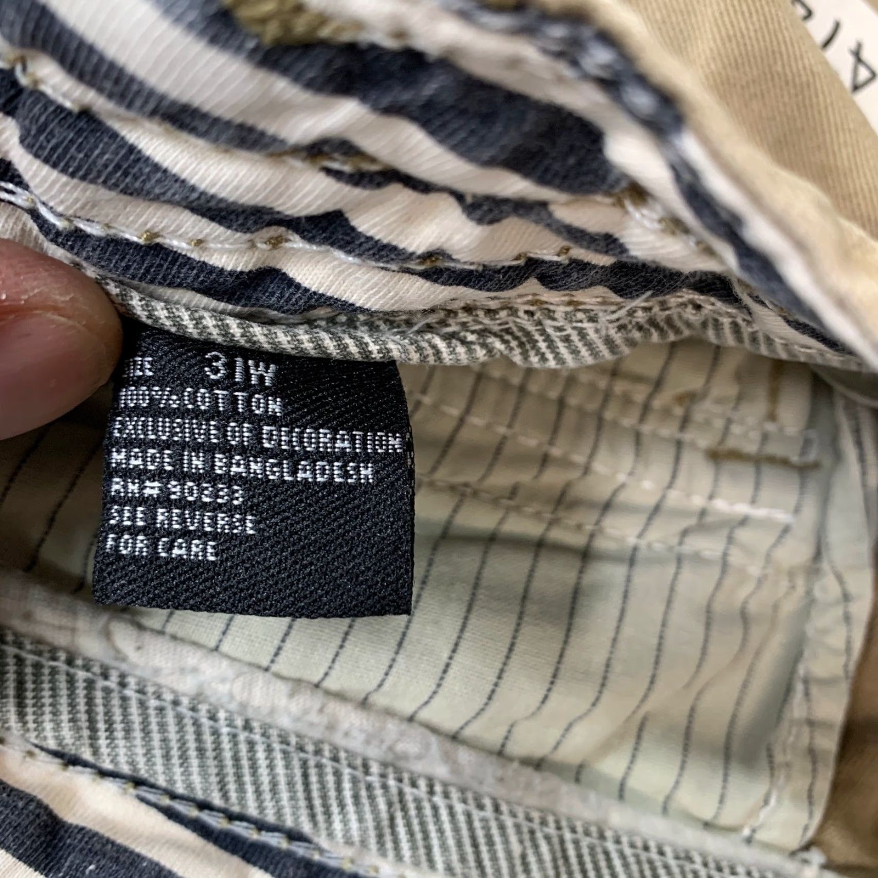 Quiksilver Quiksilver Cargo Shorts Mens 31 Tan Military Outdoor Utility Bermuda Beige 32x12 Mens Size US 27 - 4 Thumbnail