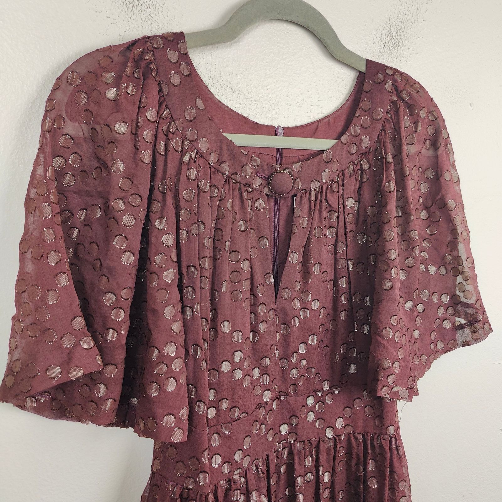Trina Turk Trina Turk Flutter Silk Dress Womens 0 Burgundy Keyhole Size XS / US 0-2 / IT 36-38 - 2 Thumbnail