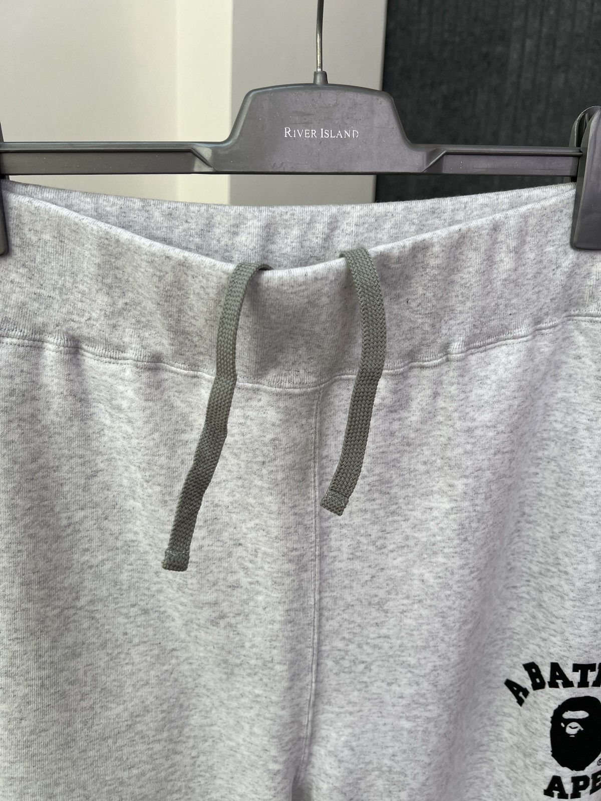 Bape A BATHING APE Men's COLLEGE WIDE FIT SWEAT PANTS Size US 34 / EU 50 - 5 Thumbnail
