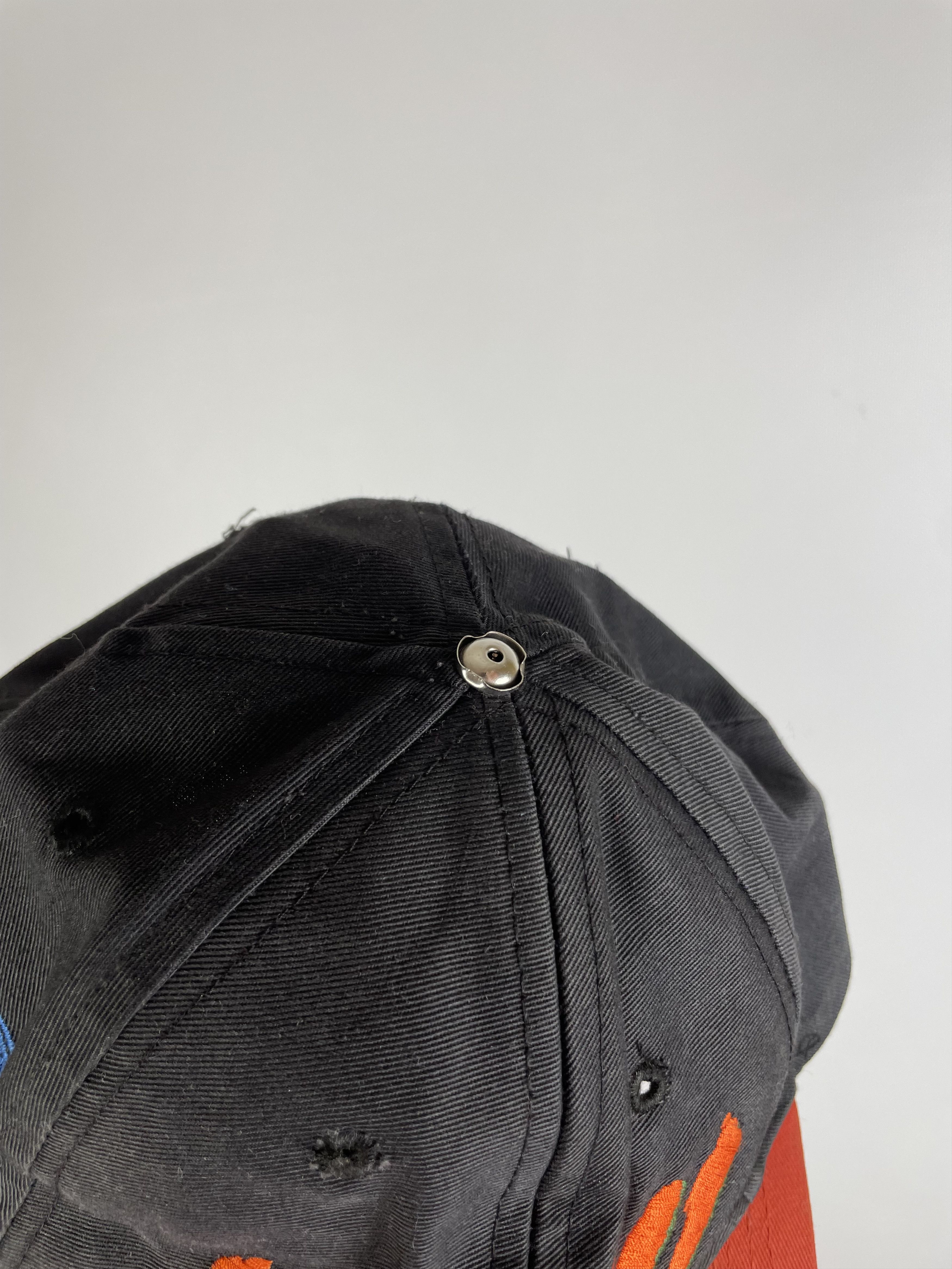 NFL Vintage Miami Hurricanes cap 90s NFL Size ONE SIZE - 6 Thumbnail