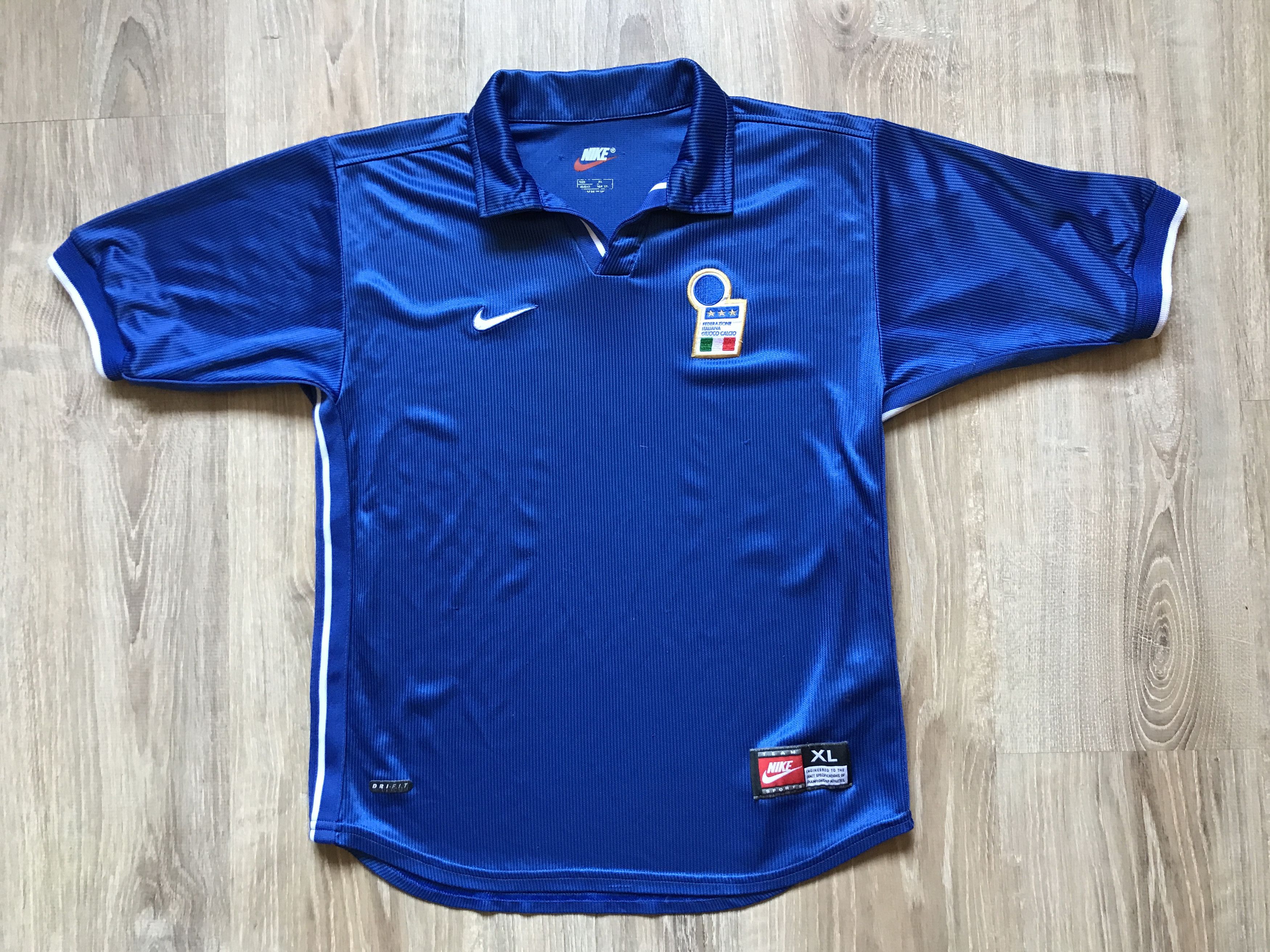 Rare Nike Italy National Team Football Shirt Youth 1997-1998