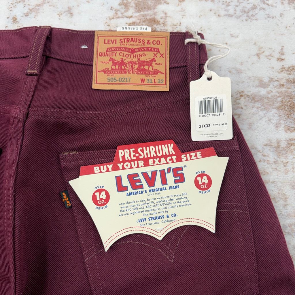 Levi's NWT Levis Men's Original Straight Leg Jeans Size 31 Size US 31 - 3 Thumbnail