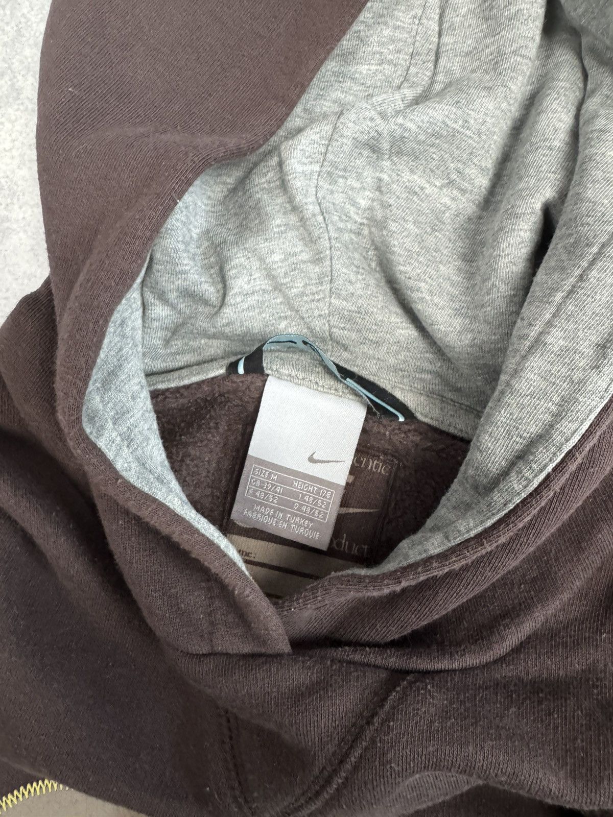 Nike Vintage Nike Spell Out Big Logo Brown Hoodie Travis style Size US M / EU 48-50 / 2 - 4 Thumbnail