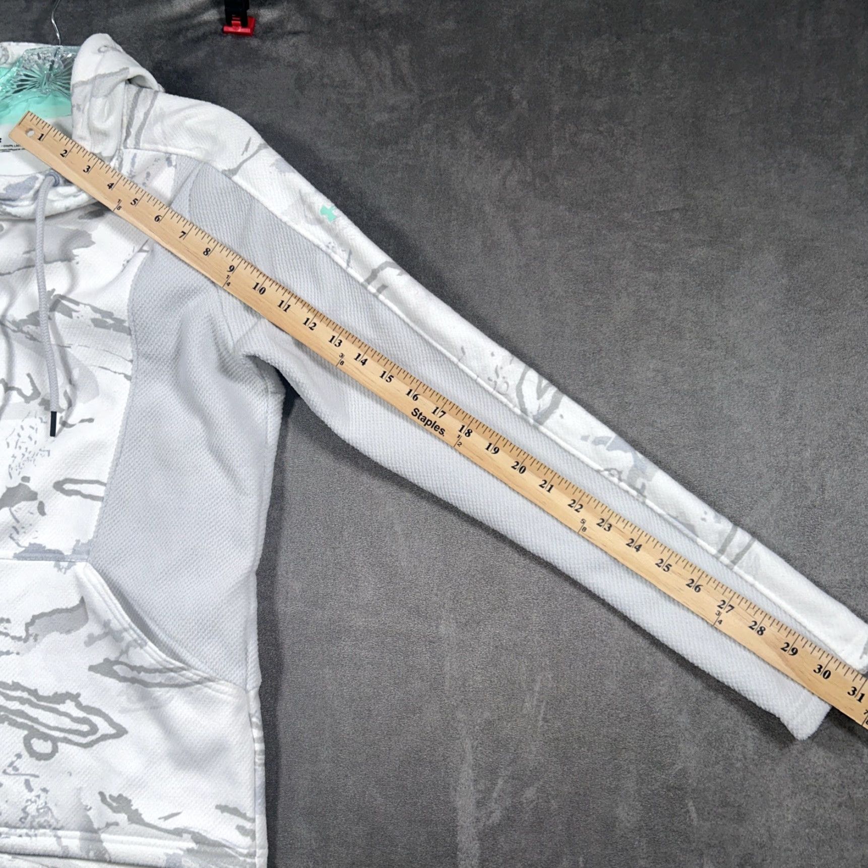 Under Armour Under Armour Hoodie Womens Small Pullover White Camouflage Cold Gear Long Sleeve Hooded Drawstring Regular Size S / US 4 / IT 40 - 7 Thumbnail