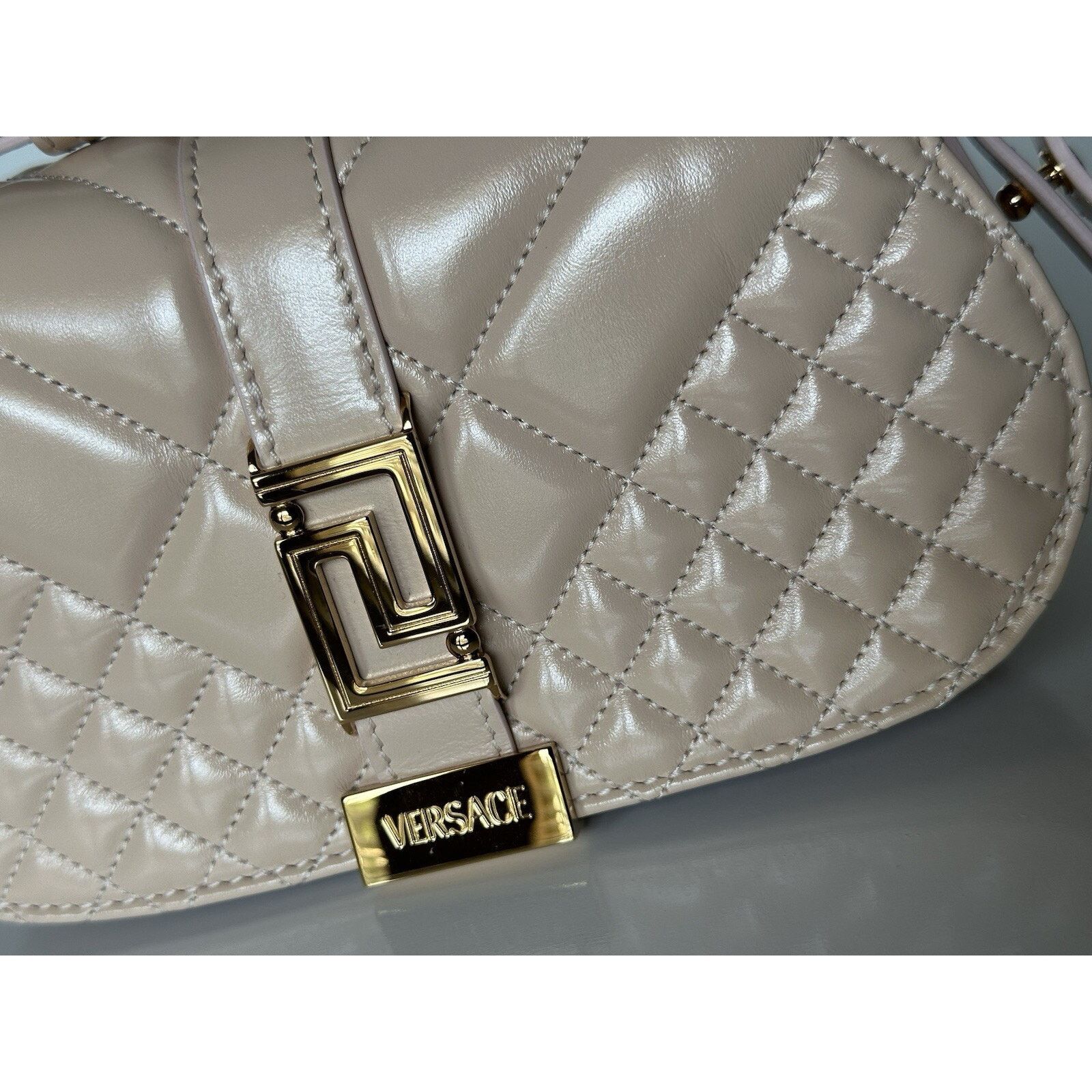 Versace Versace Quilted Calf Leather Pink Mini Shoulder Bag 1010951 Size ONE SIZE - 6 Thumbnail