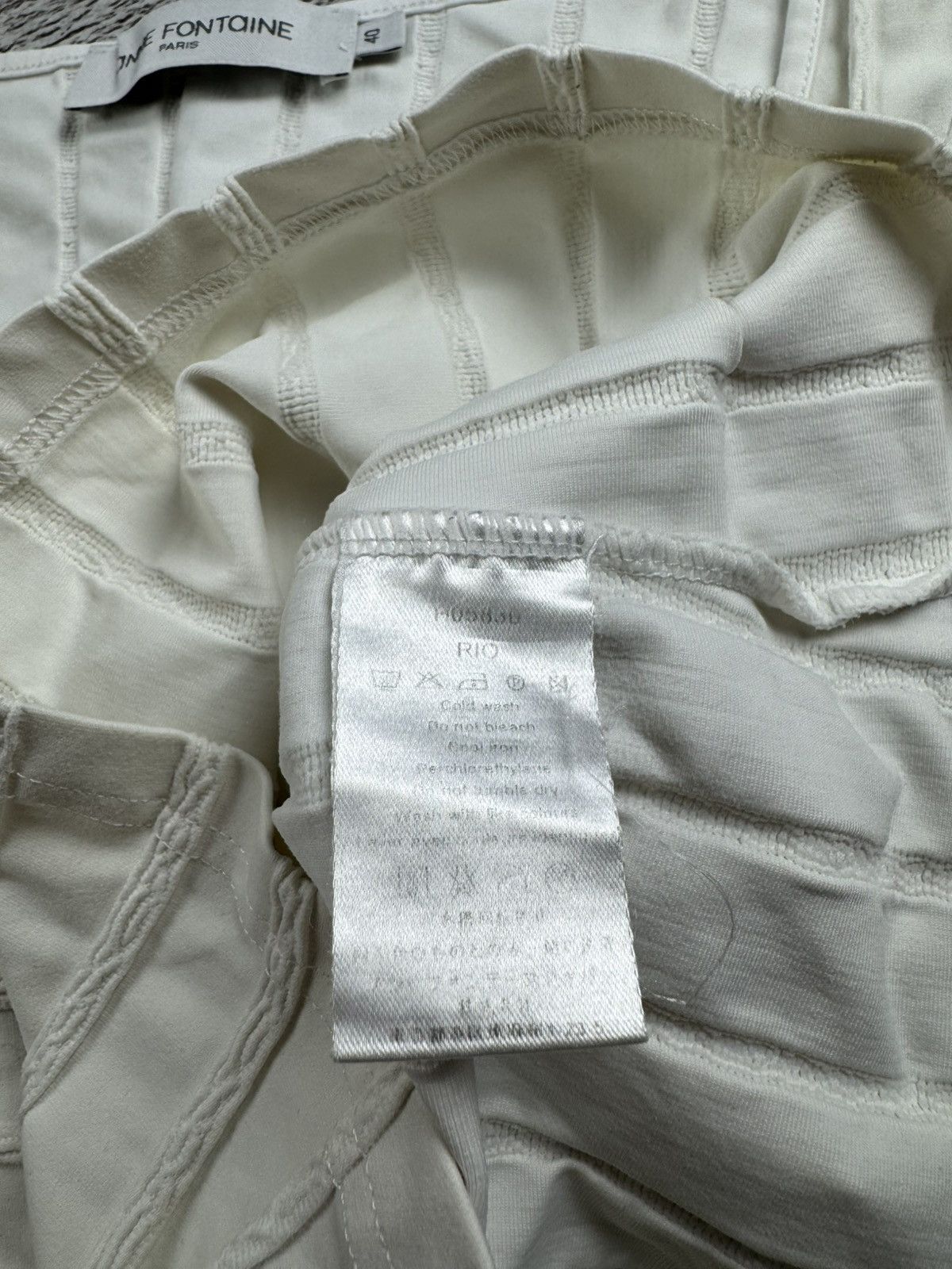 ANNE FONTAINE Anne Fontaine Ivory Textured Size 40 Sleeveless White Luxury Tank Trotter Top Size M / US 6-8 / IT 42-44 - 8 Thumbnail