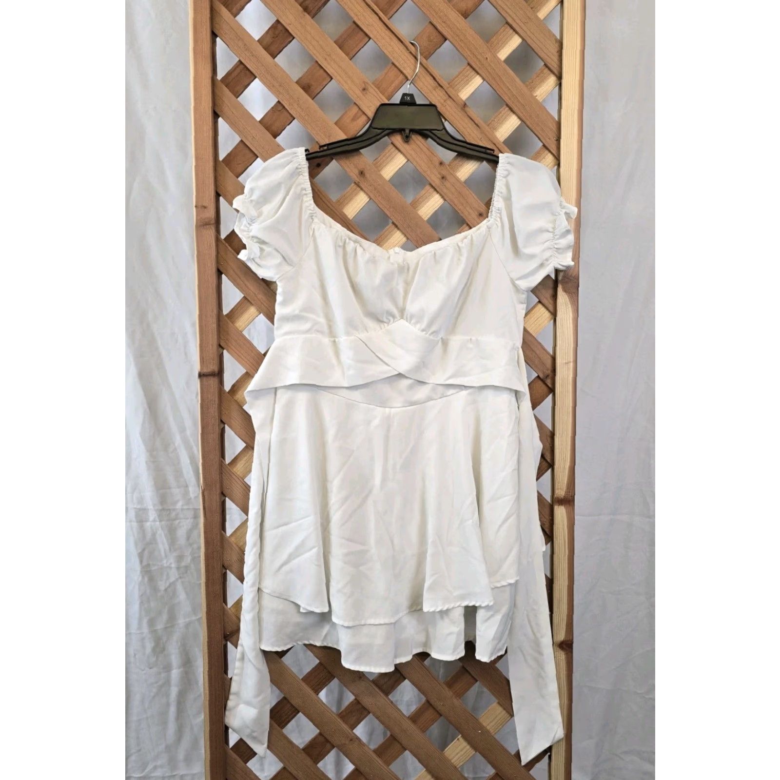 Vintage Women's Romper Tie Back Off Shoulder Short Sleeve Mini White Size L Size 36" / US 14 / IT 50 - 2 Thumbnail