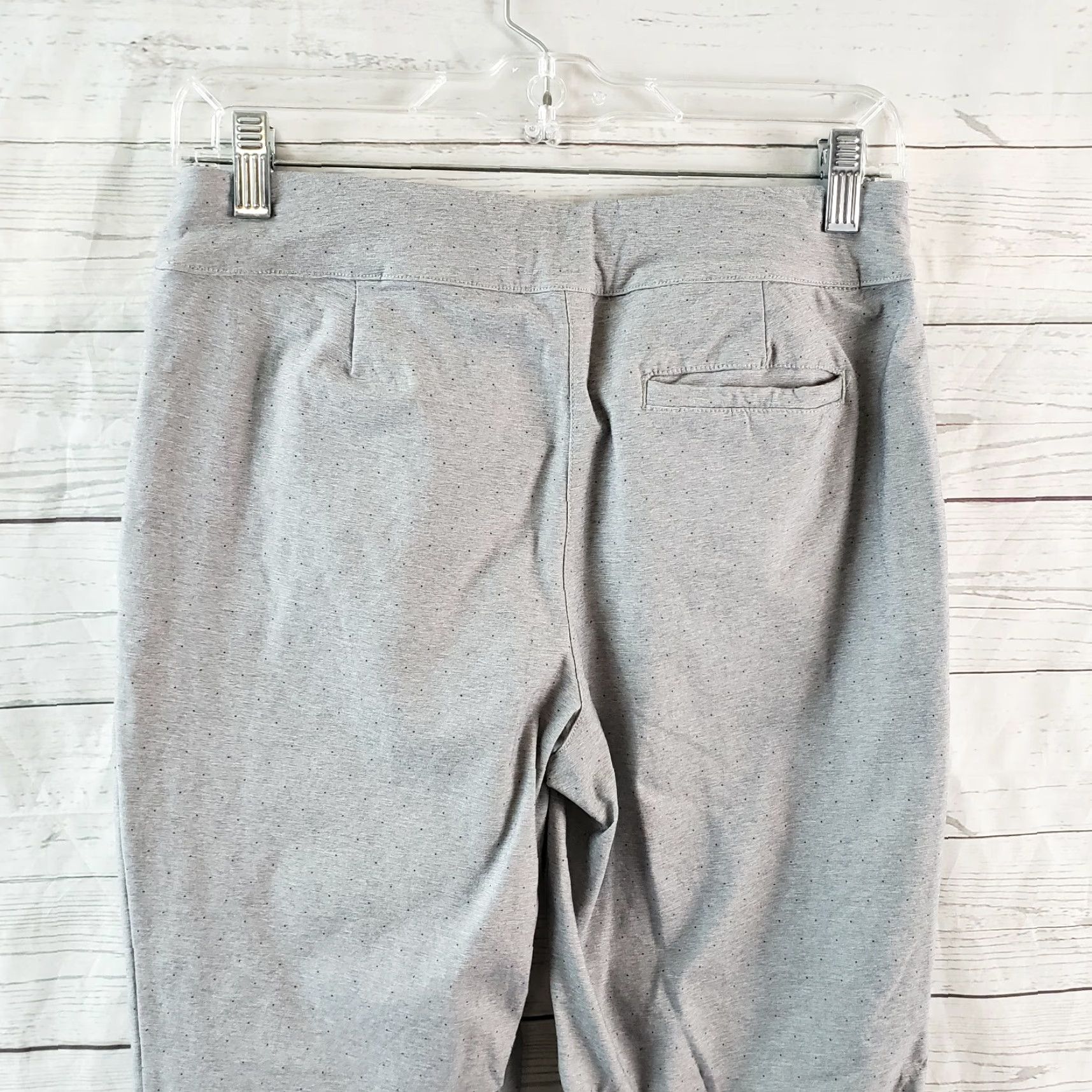 Vintage Lady Hagan Womens Pants Cropped Mid Rise Size 6 Gray Black Micro Dot Pull On Nov 10 2024 Size 28" / US 6 / IT 42 - 4 Thumbnail