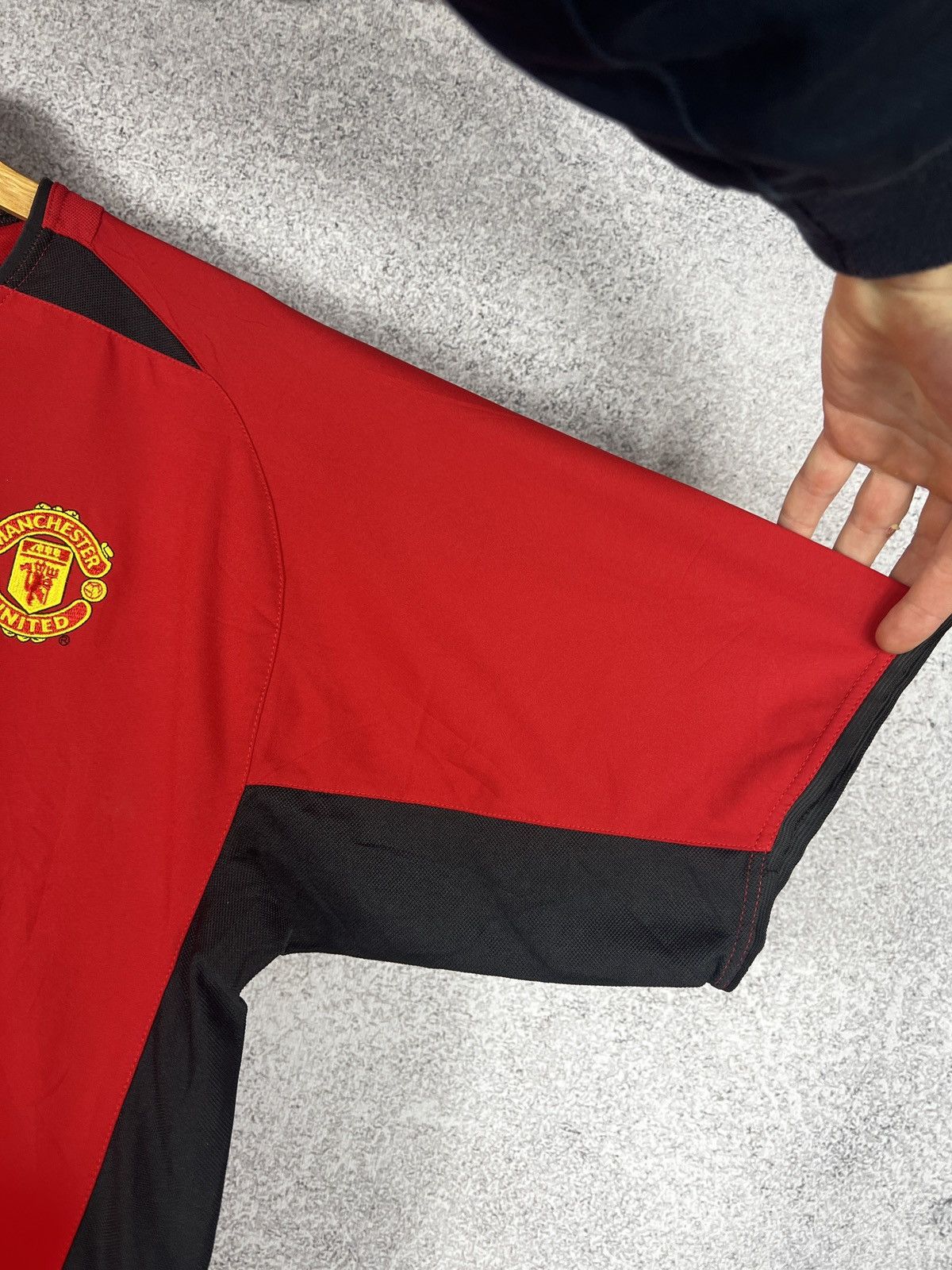 Vintage Vintage Manchester United Nike 2002 04 Home Soccer Jersey Size US L / EU 52-54 / 3 - 4 Thumbnail