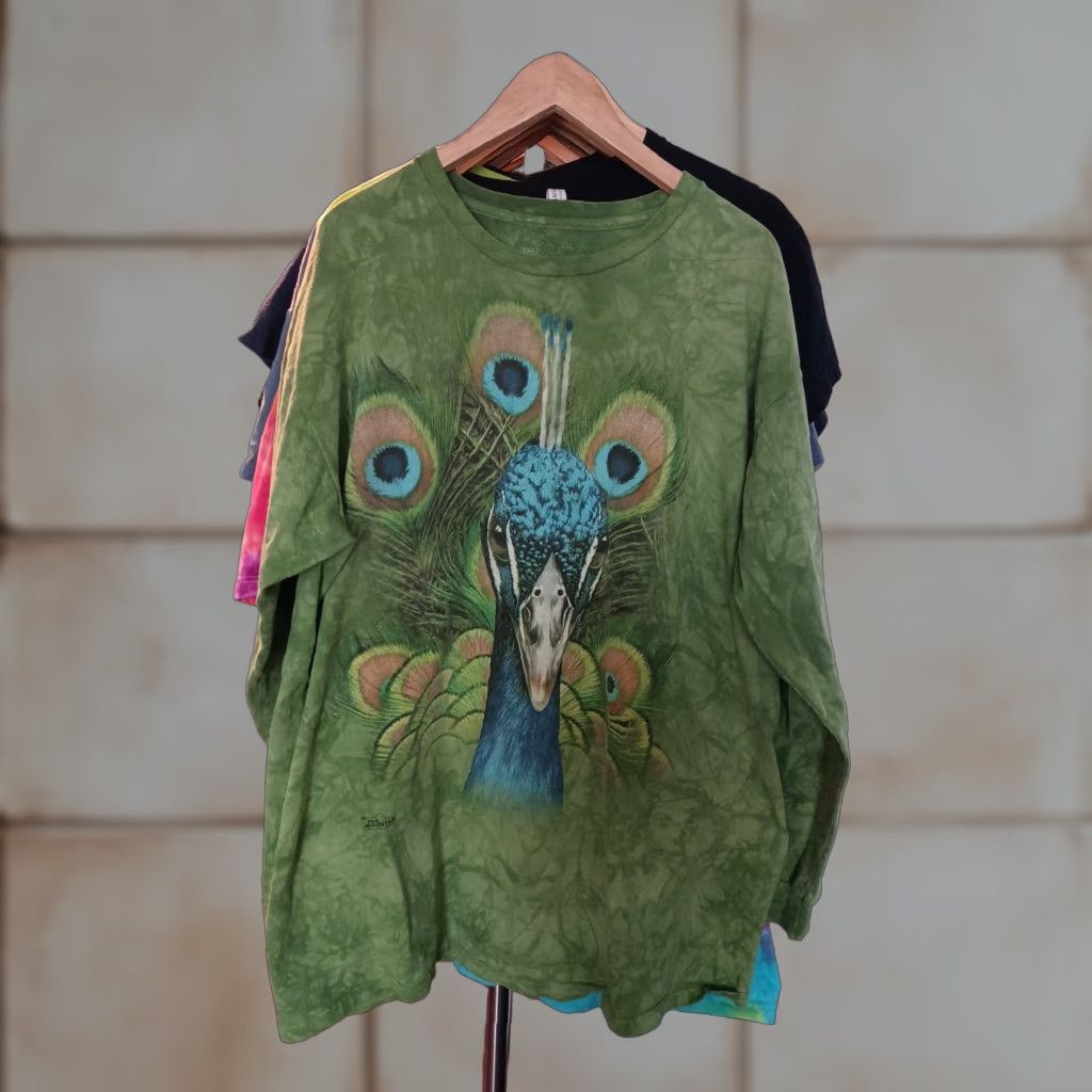 The Mountain VINTAGE The Mountain Peacock Long Sleeve T-Shirt 2XL Mens Green Nature 2013 Size US XXL / EU 58 / 5 - 1 Thumbnail
