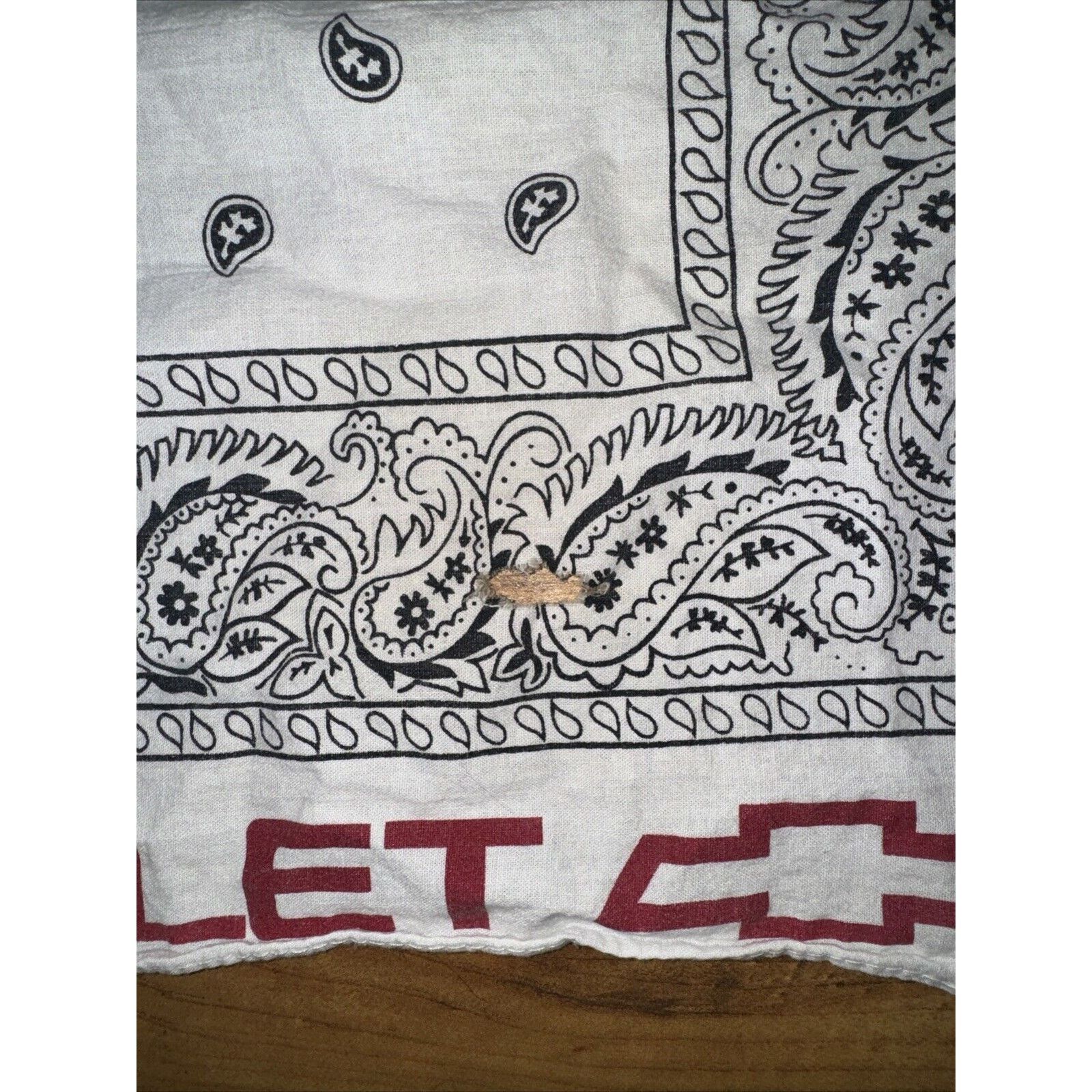 Band Tees × Japanese Brand × Vintage Chevrolet Paisley Bandana White Pocket Square Bandana Size ONE SIZE - 2 Thumbnail