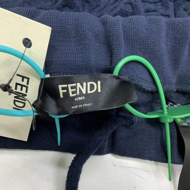 Fendi Fendi SS22 Casual Blue Shorts for Men -2508 Size US 44 / EU 60 - 2 Thumbnail