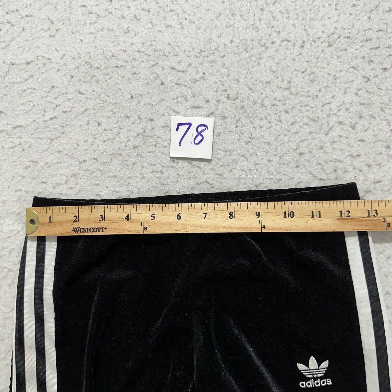 Adidas Adidas Small Velvet 3 Stripe Leggings Black White Trefoil Size 28" / US 6 / IT 42 - 9 Thumbnail