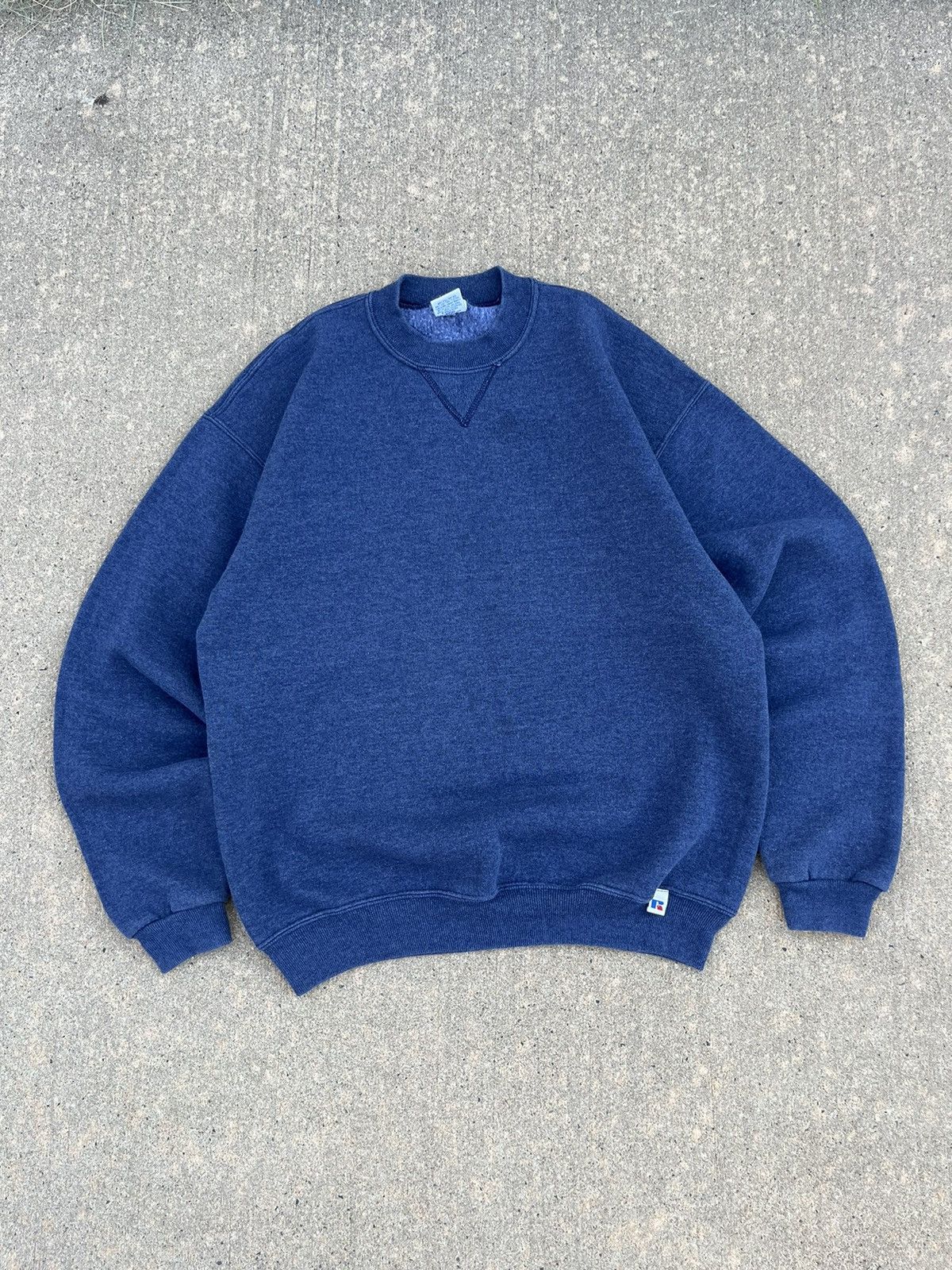 Russell Athletic Crazy Vintage 90’s Russell Athletic Boxy Sweatshirt Size US M / EU 48-50 / 2 - 1 Thumbnail