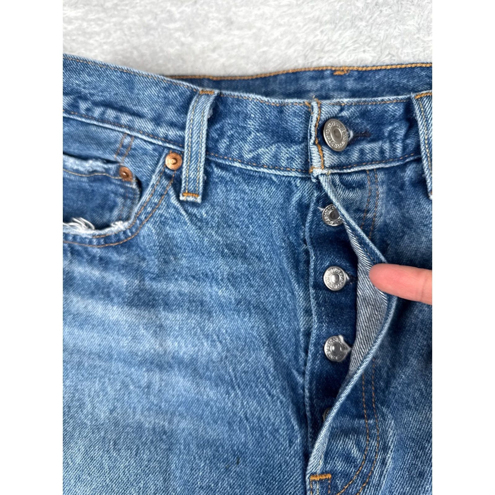 Levi's VINTAGE Levis Jeans 501 Levi'S Denim Blue 29x25 Distressed Button Fly Regular Mens Jeans 501 Series Retro 29 Size US 29 - 5 Thumbnail