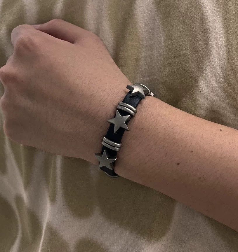 Japanese Brand × Jewelry Avant garde punk star stud mini leather bracelet Size ONE SIZE - 1 Thumbnail