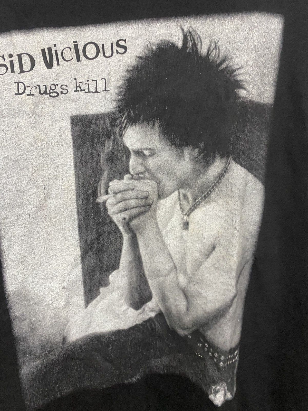 Band Tees Vintage Sid Vicious drugs kill bootleg Size US XL / EU 56 / 4 - 3 Thumbnail