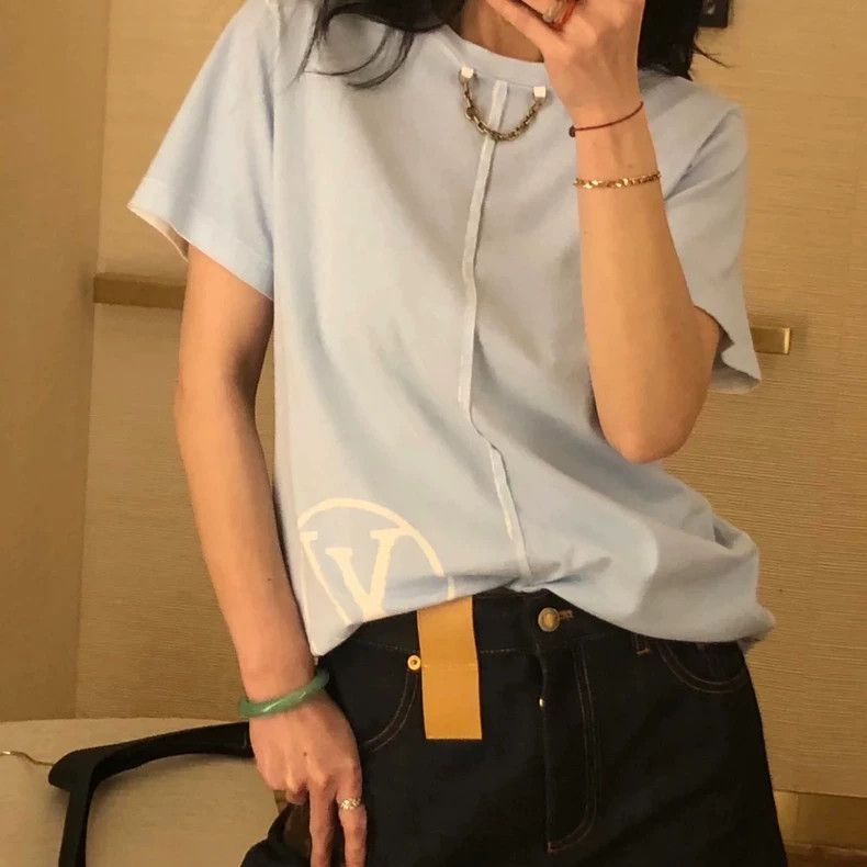 Louis Vuitton Louis Vuitton Blue chain logo printed short sleeves Size XS / US 0-2 / IT 36-38 - 1 Thumbnail