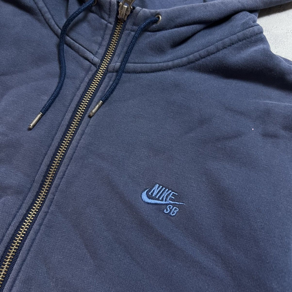 Nike 00s NIKE SB VINTAGE Y2K FADED ZIP UP RETRO HOODIE Size US M / EU 48-50 / 2 - 4 Thumbnail