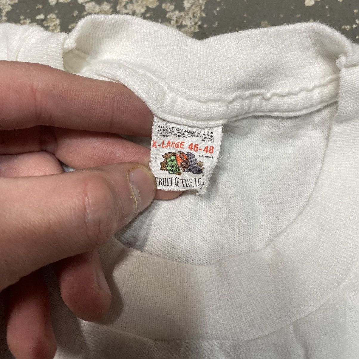 Unsound Rags × Vintage Vintage White Fruit Of The Loom Blank Single Stitch Tshirt Size US XL / EU 56 / 4 - 3 Thumbnail