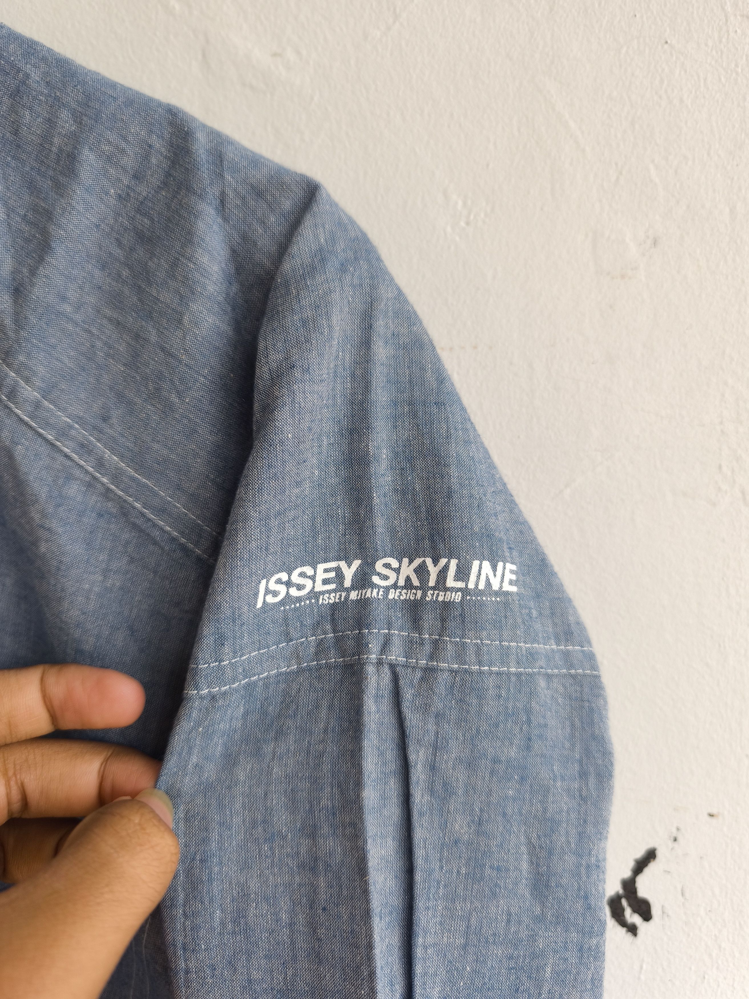 Issey Miyake Issey Miyake skyline chambray mandarin collar shirt Size US M / EU 48-50 / 2 - 4 Thumbnail