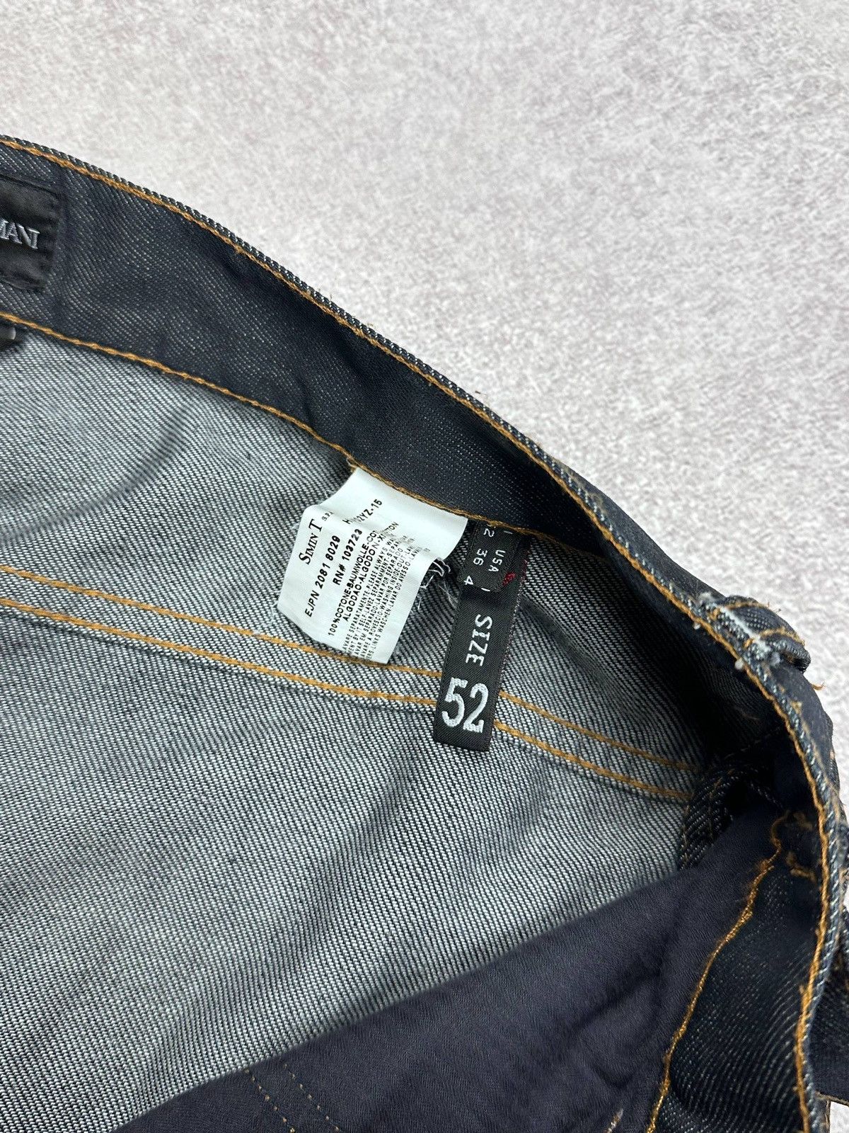 Emporio Armani Vintage Emporio Armani Baggy Denim Metal Logo Jeans 52 34 Size US 30 / EU 46 - 12 Thumbnail